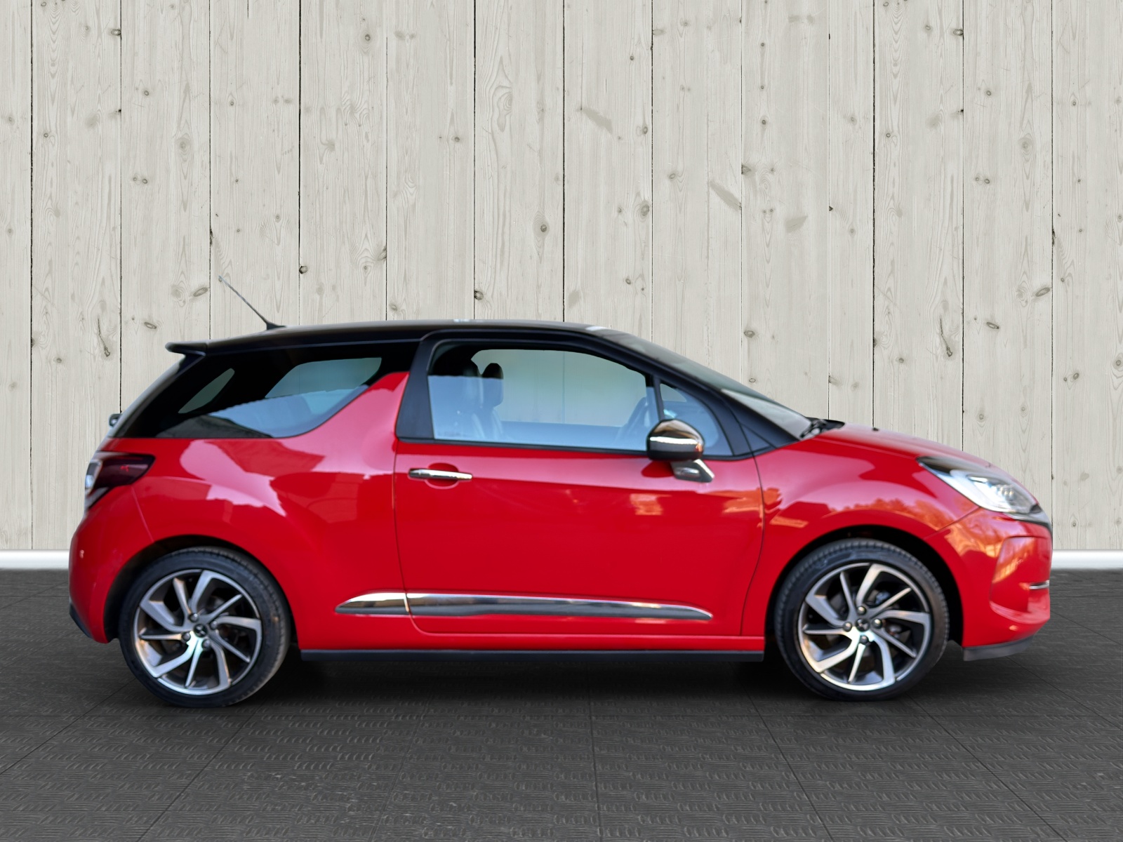 DS AUTOMOBILES DS 3 1.2 PureTech Sport Chic-image-7