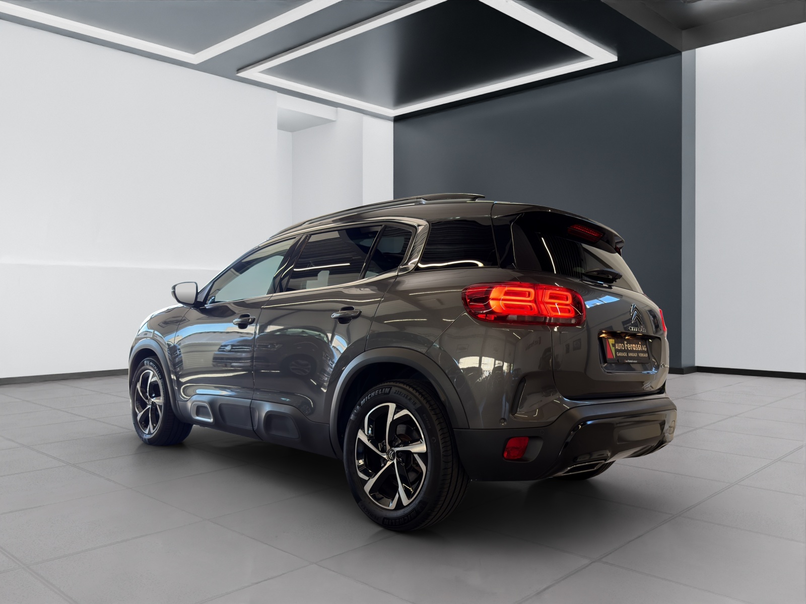 CITROEN C5 Aircross 2.0 BlueHD Shine EAT8-showroom-element-3