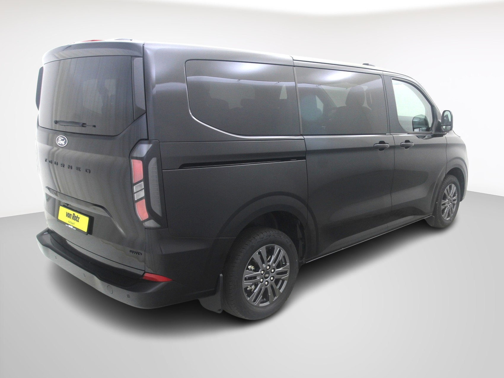 FORD Tourneo Custom 320 L1 2.0 TDCI 4x4 Titanium-image-4