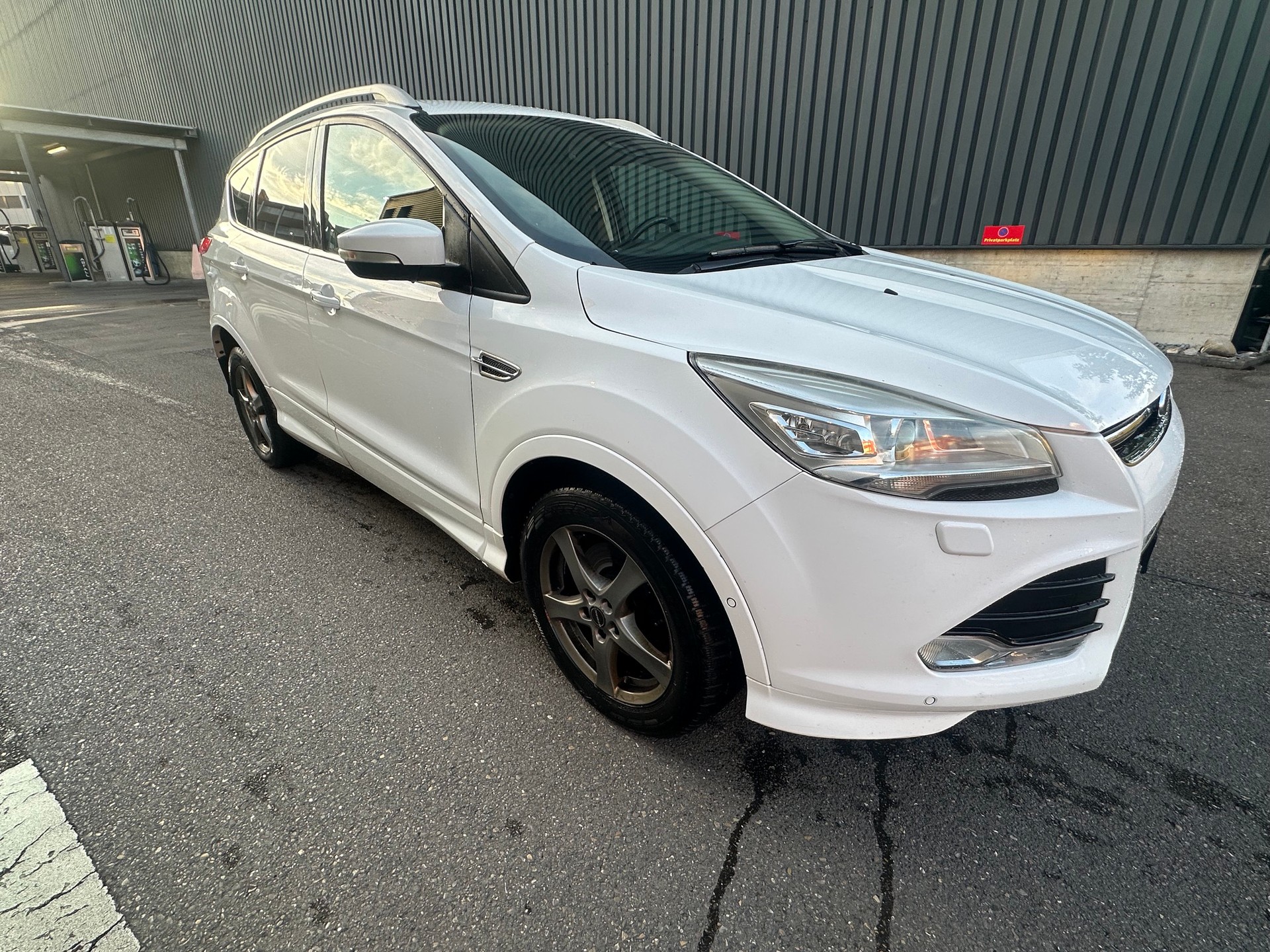 FORD Kuga 2.0 TDCi Titanium S 4WD PowerShift-image-9