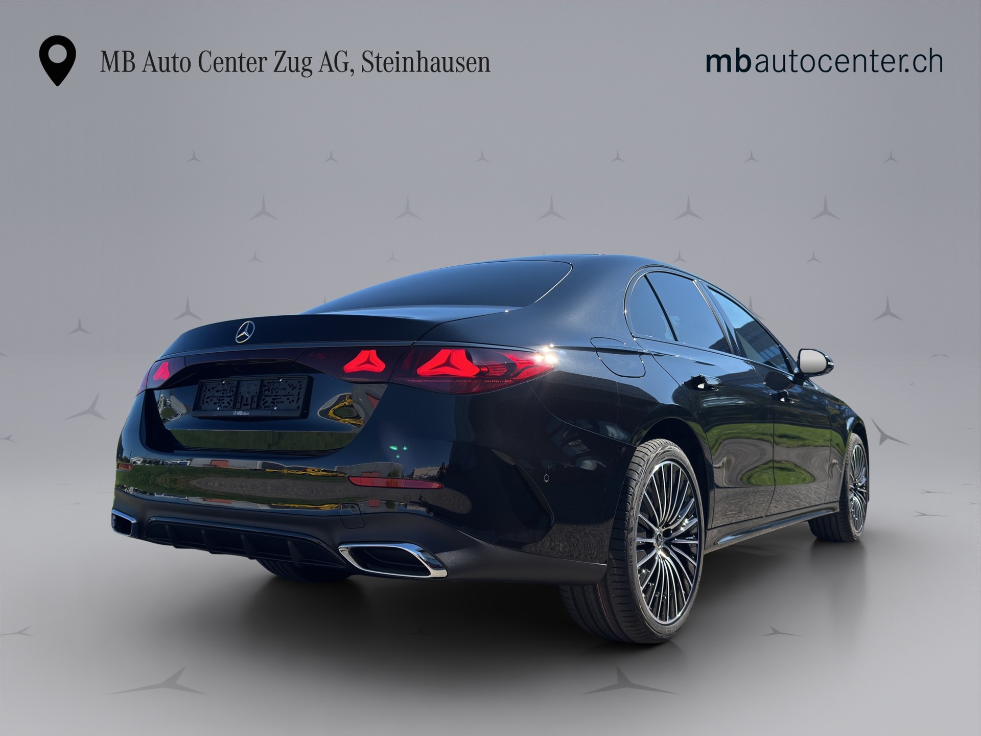 MERCEDES-BENZ E-Klasse W214 E 220 d AMG Line 4matic-image-5