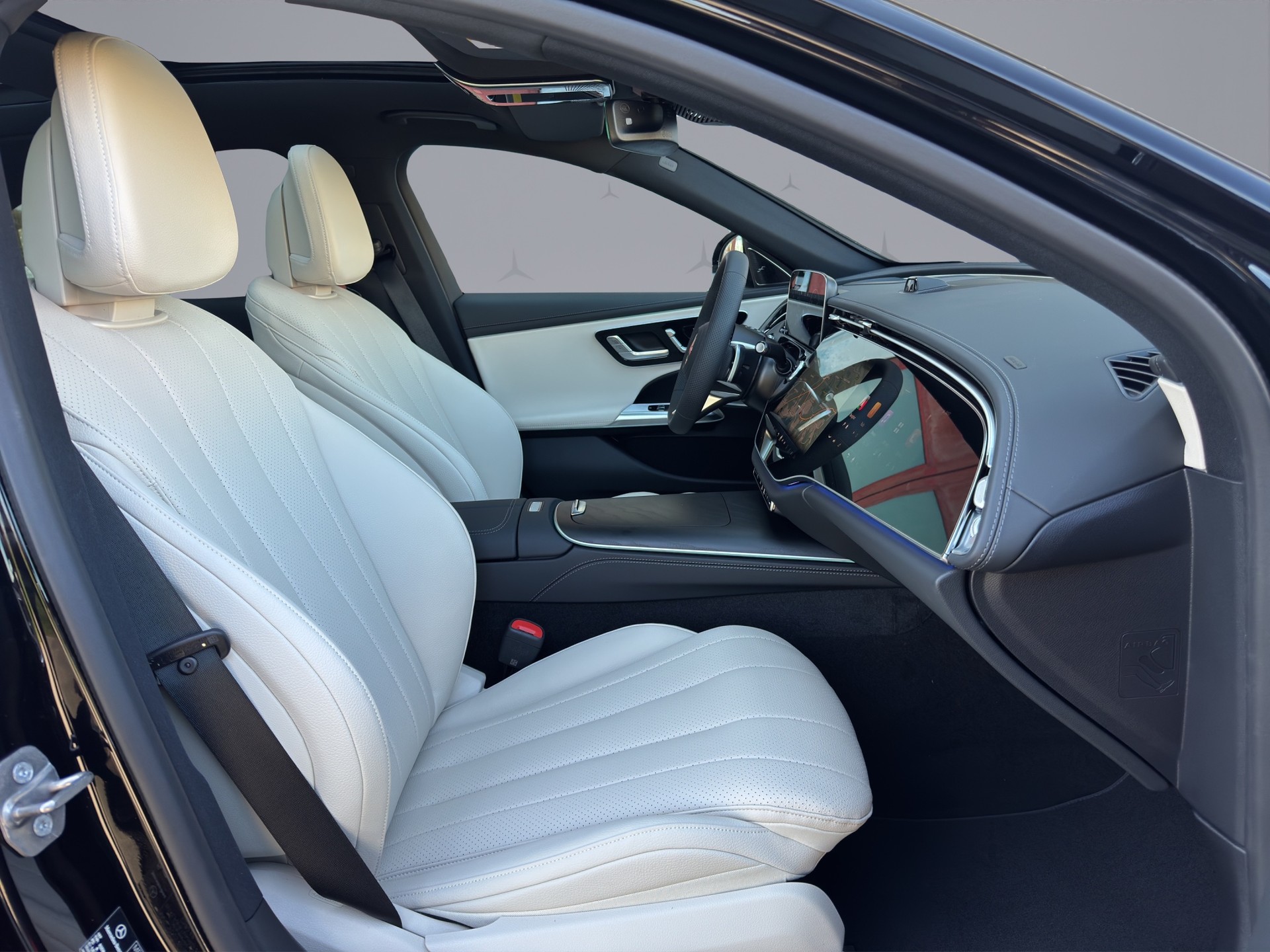 MERCEDES-BENZ E-Klasse W214 E 220 d AMG Line 4matic-image-16