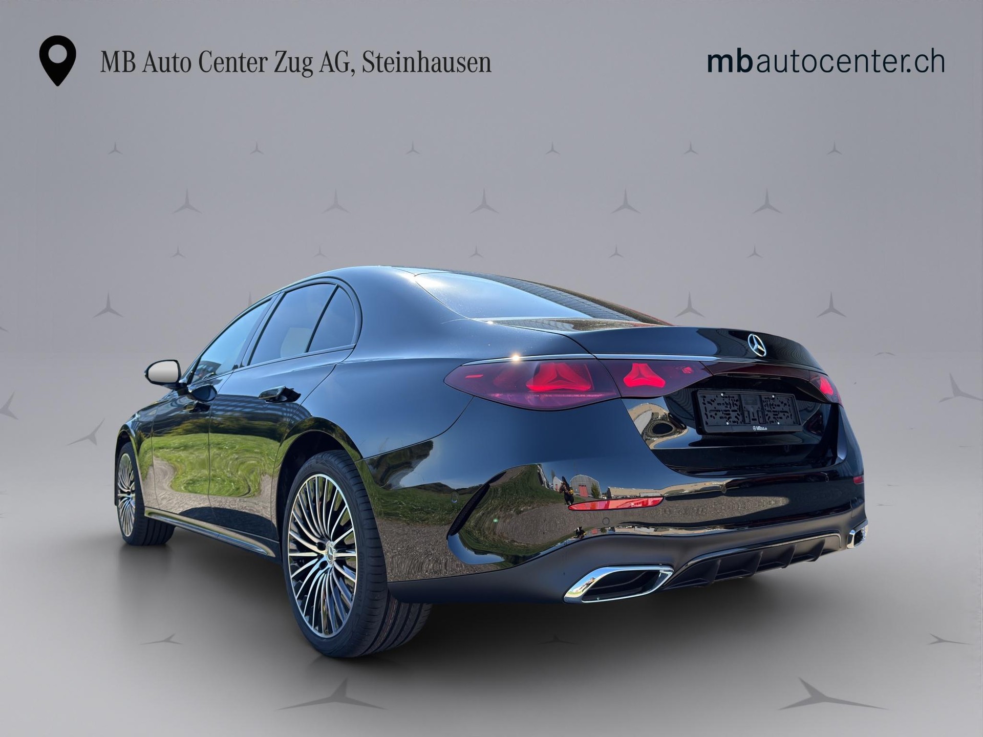 MERCEDES-BENZ E-Klasse W214 E 220 d AMG Line 4matic-showroom-element-3