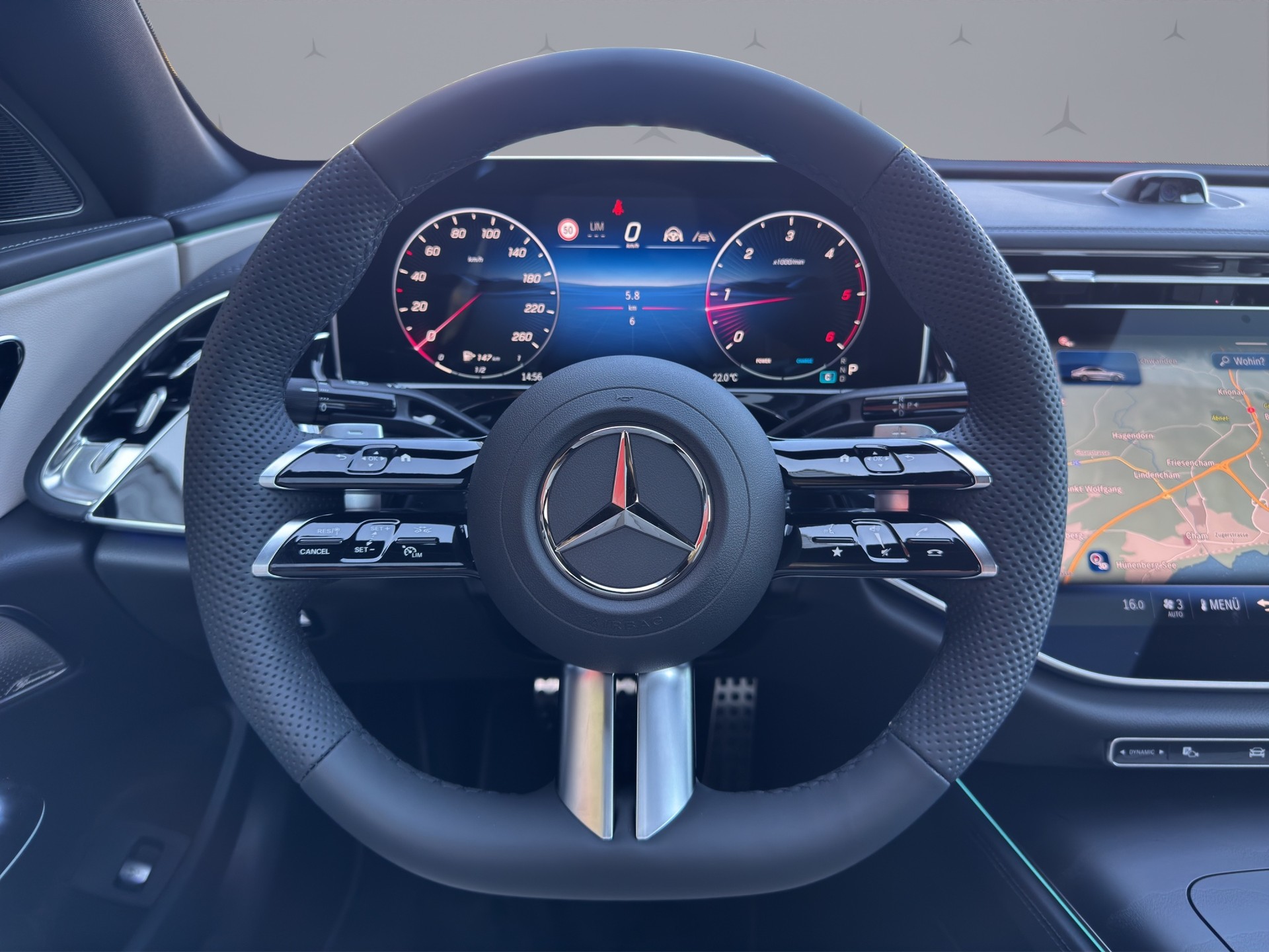 MERCEDES-BENZ E-Klasse W214 E 220 d AMG Line 4matic-image-11