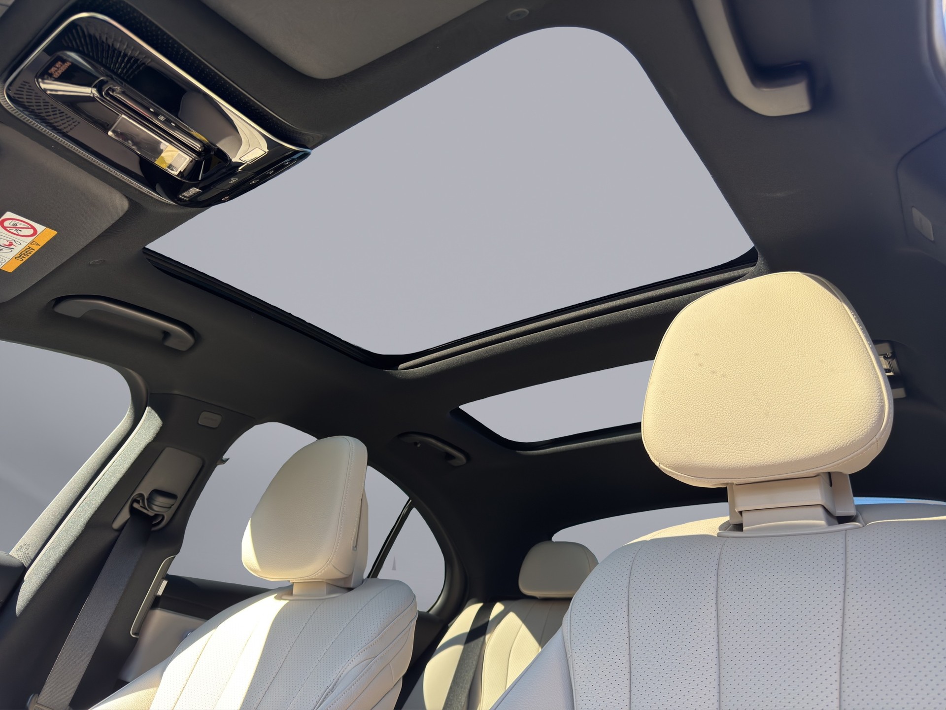MERCEDES-BENZ E-Klasse W214 E 220 d AMG Line 4matic-image-19