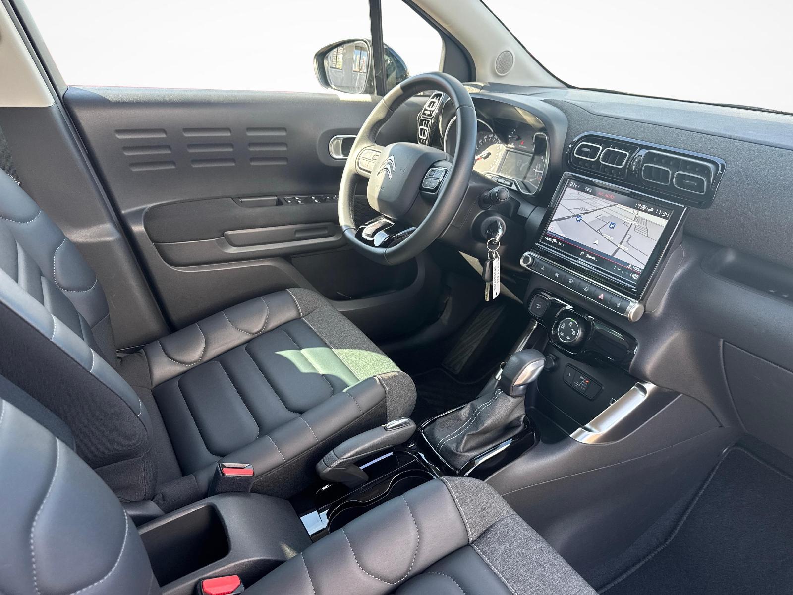 CITROEN C3 Aircross 1.2 PureTech 130 Shine-image-9