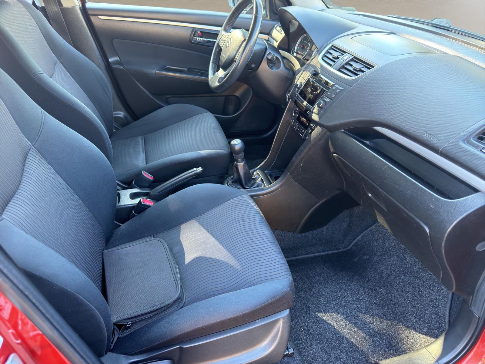 SUZUKI Swift 1.2i 16V GL Top 4x4-image-11