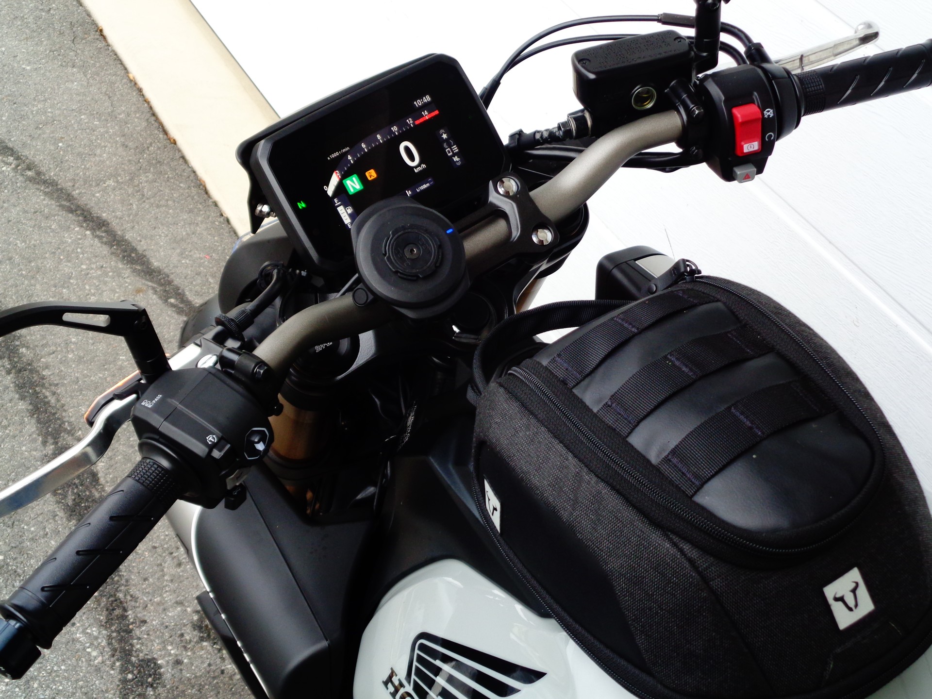 HONDA CB 650 R E-Clutch (70/35kW)-image-5