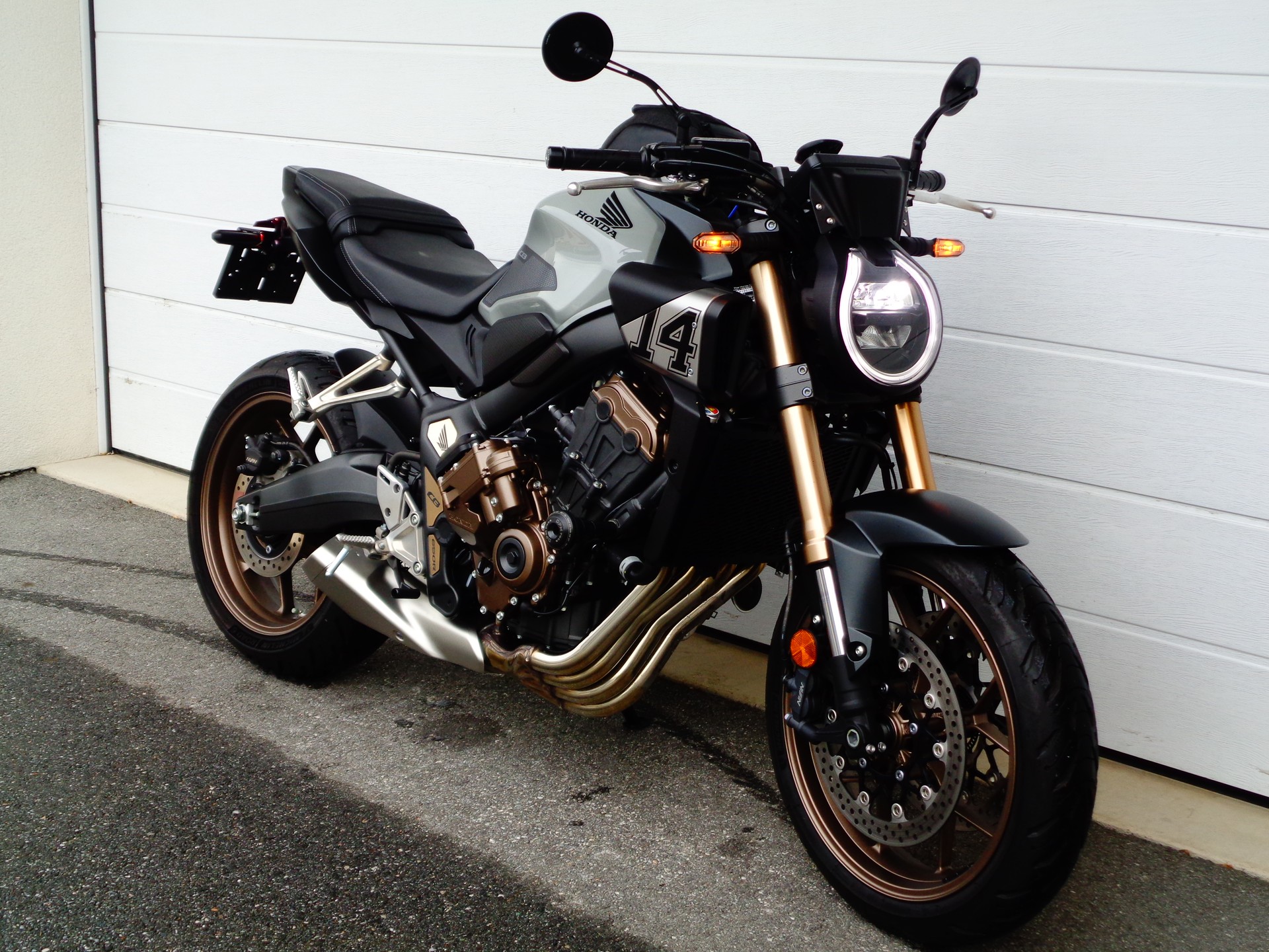 HONDA CB 650 R E-Clutch (70/35kW)-image-1