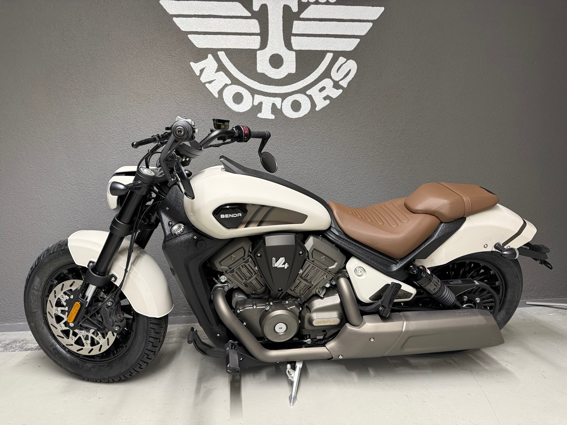 BENDA DARK FLAG 500 COMMANDER-image-3
