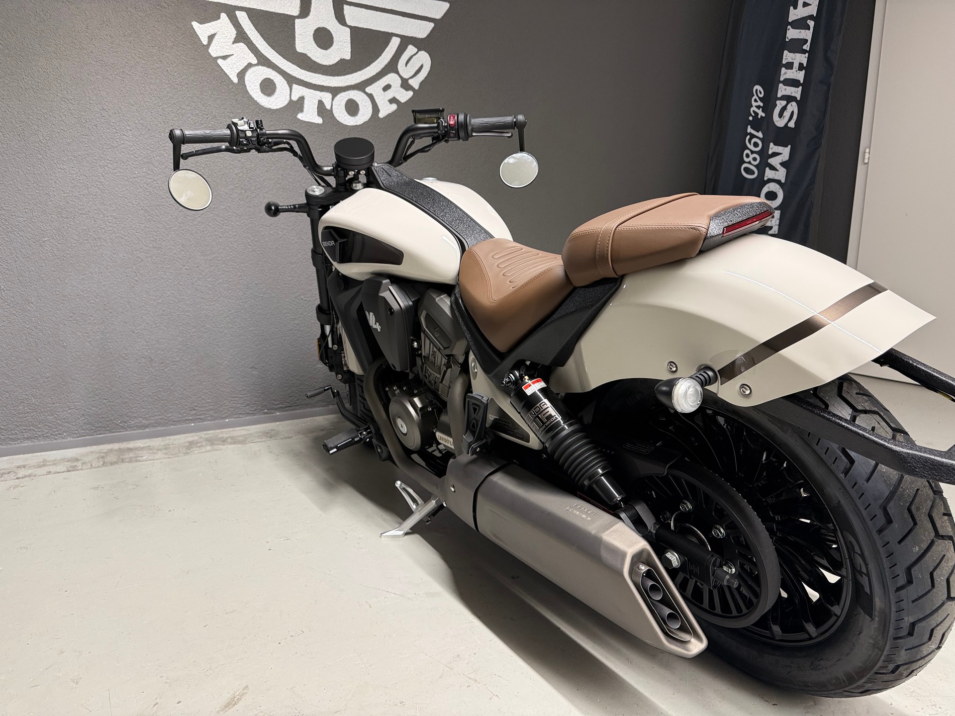 BENDA DARK FLAG 500 COMMANDER-image-13