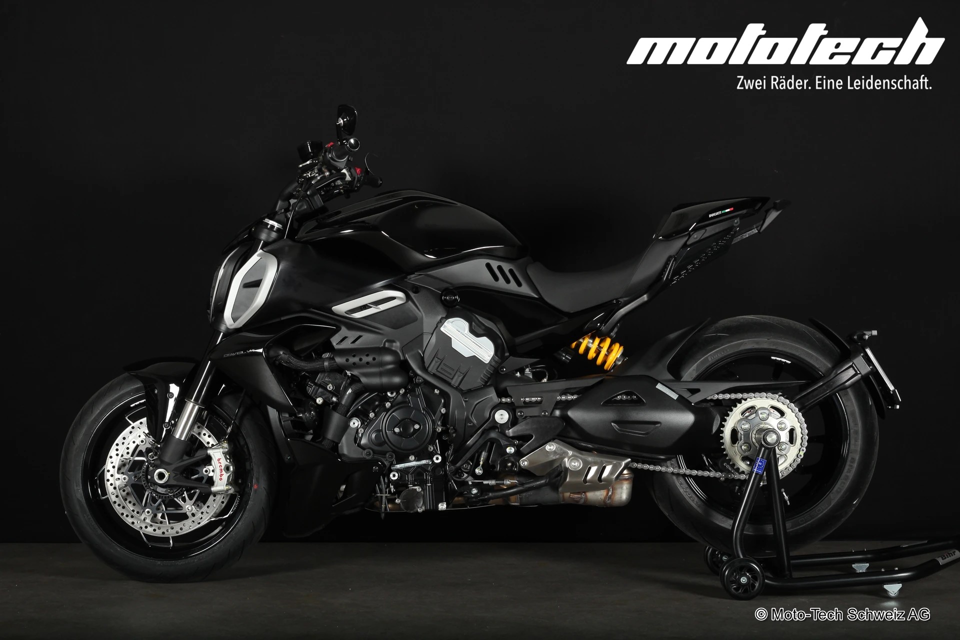 DUCATI Diavel V4-image-4