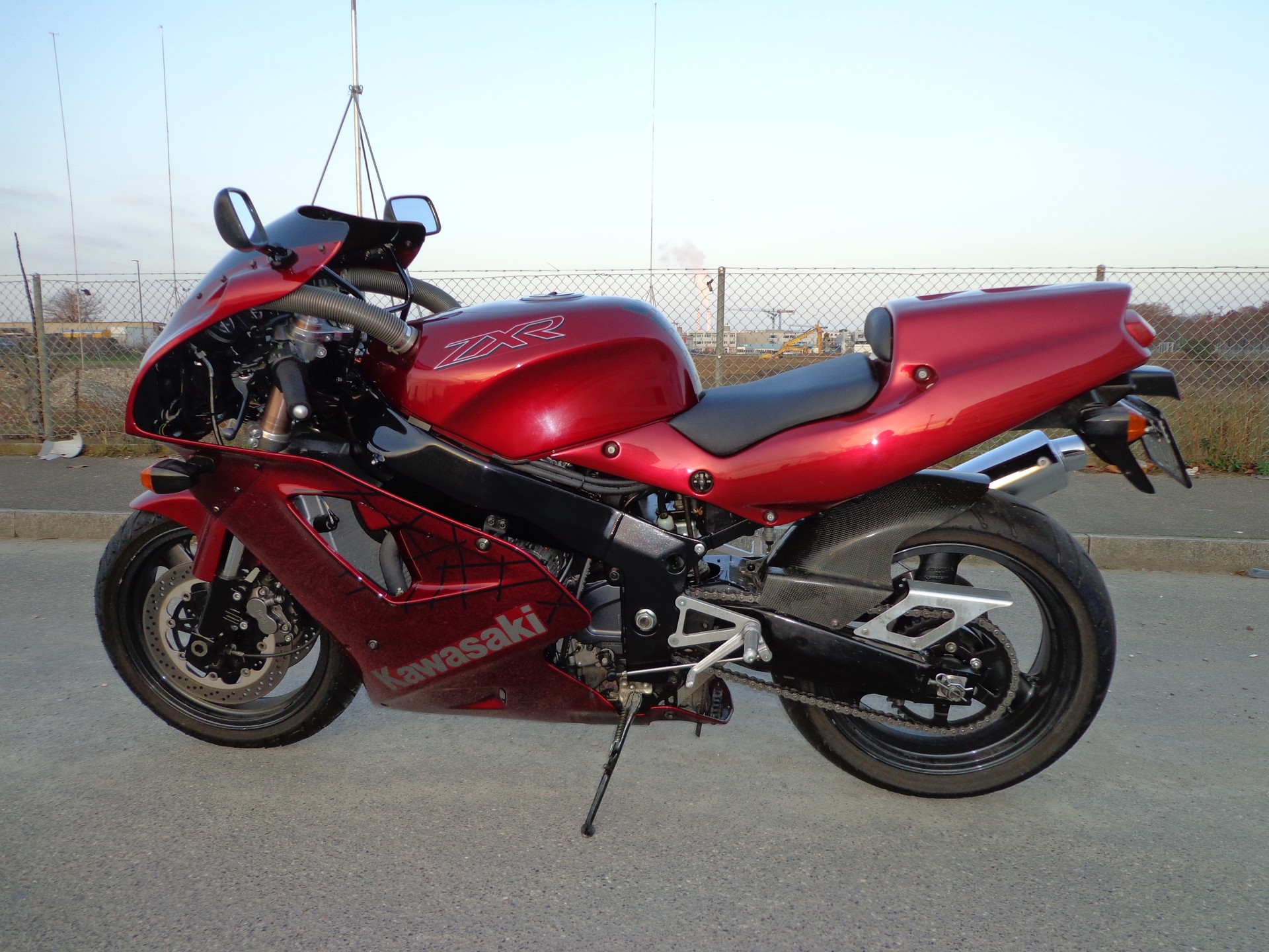 KAWASAKI ZXR-750 USD-image-0