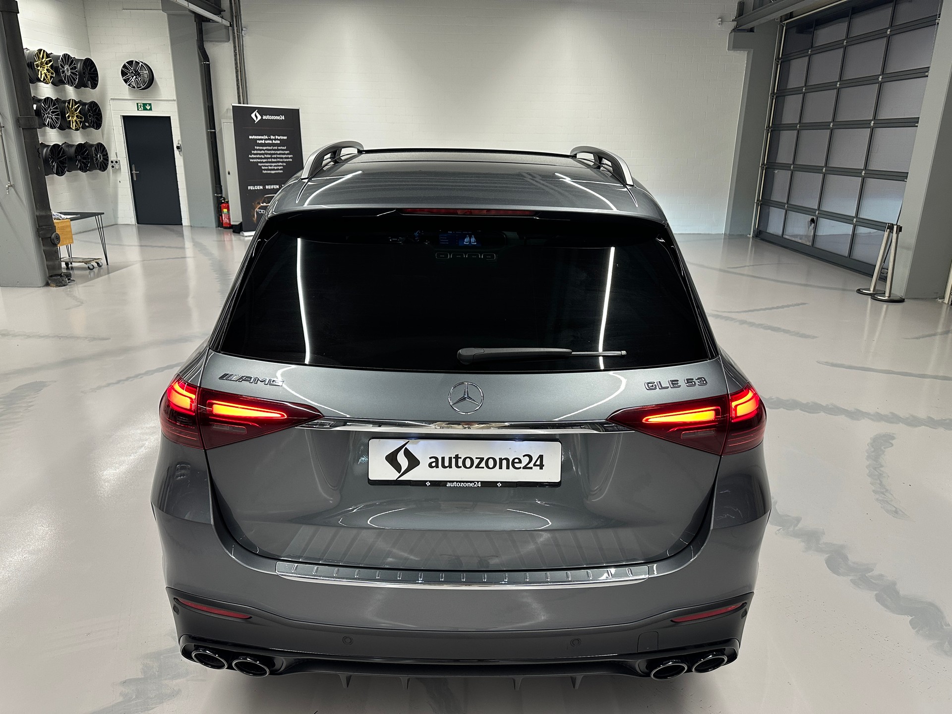 MERCEDES-BENZ GLE 53 AMG 4matic+ *CH-Auto*Gratis Service*MSI Plus Garantie bis 8.2027*Top Ausstattung*Carbon*-image-4