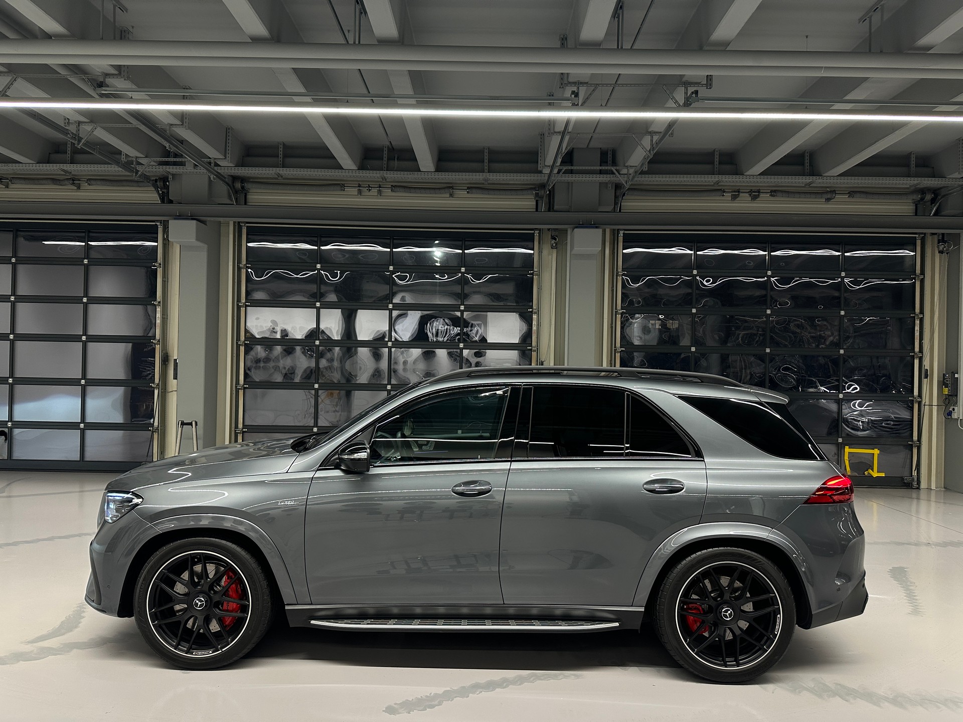 MERCEDES-BENZ GLE 53 AMG 4matic+ *CH-Auto*Gratis Service*MSI Plus Garantie bis 8.2027*Top Ausstattung*Carbon*-image-7