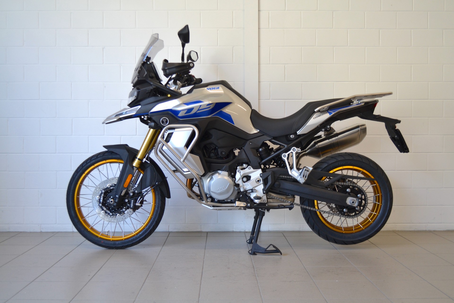 VOGE 900DSX-image-2