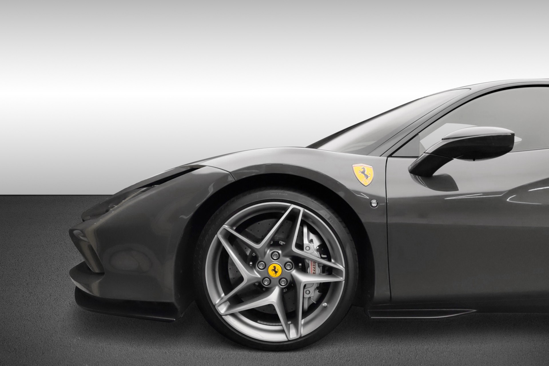 FERRARI F8 Tributo-image-8