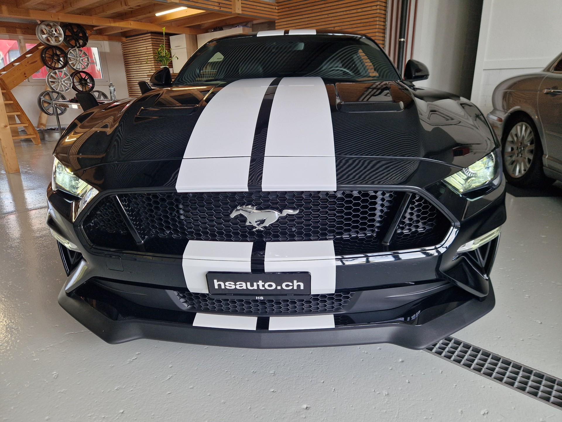 FORD Mustang Fastback 5.0 V8 GT Automat-image-4