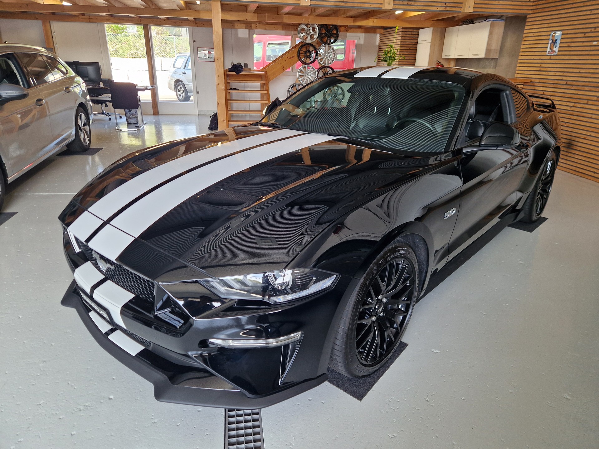 FORD Mustang Fastback 5.0 V8 GT Automat