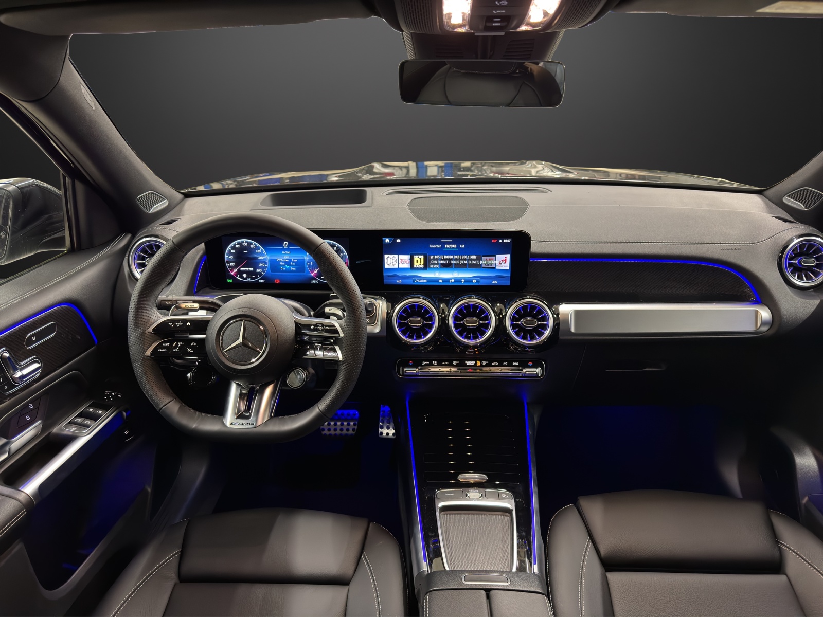MERCEDES-BENZ GLB AMG 35 4Matic 8G-Tronic-image-10