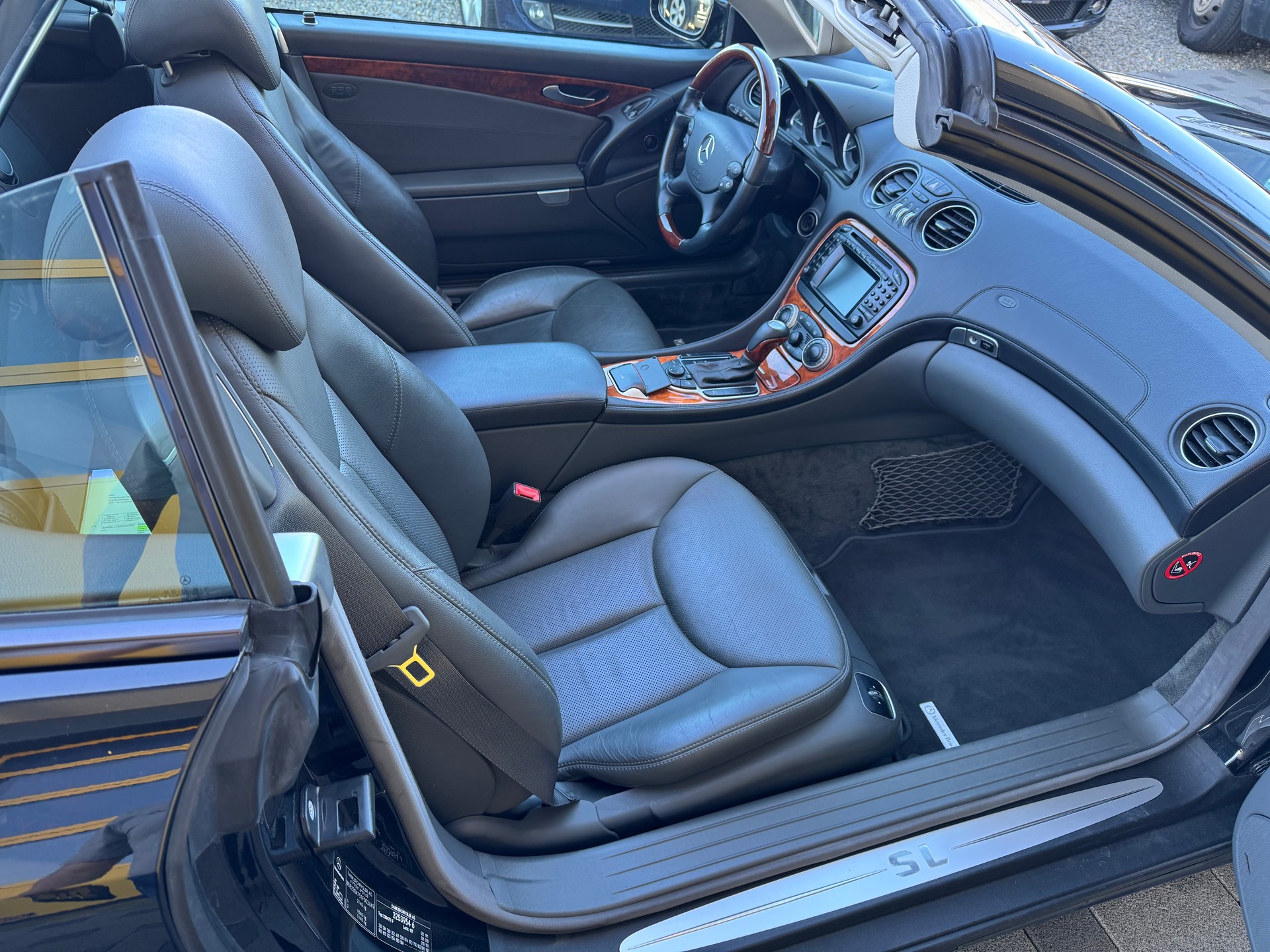MERCEDES-BENZ SL 500 Automatic-image-15