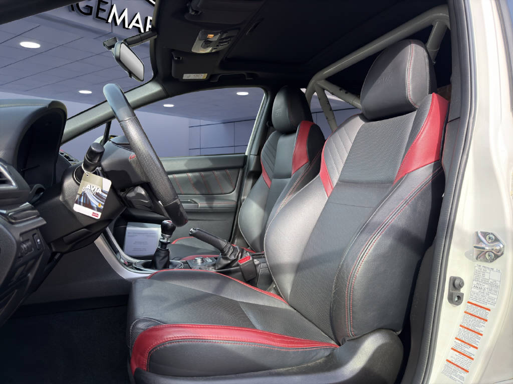 SUBARU WRX STI 2.5 T Luxury-image-5