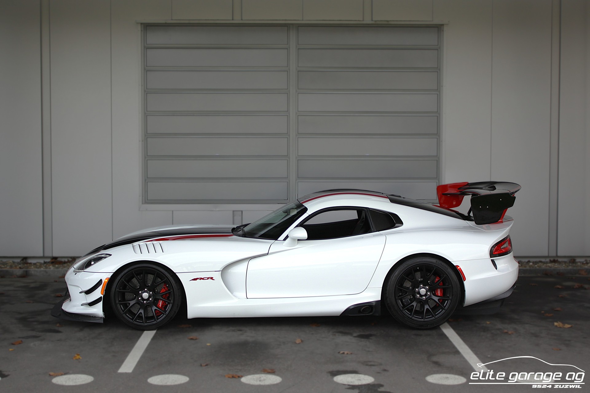 DODGE Viper ACR EXTREME V10 8.4L-image-1