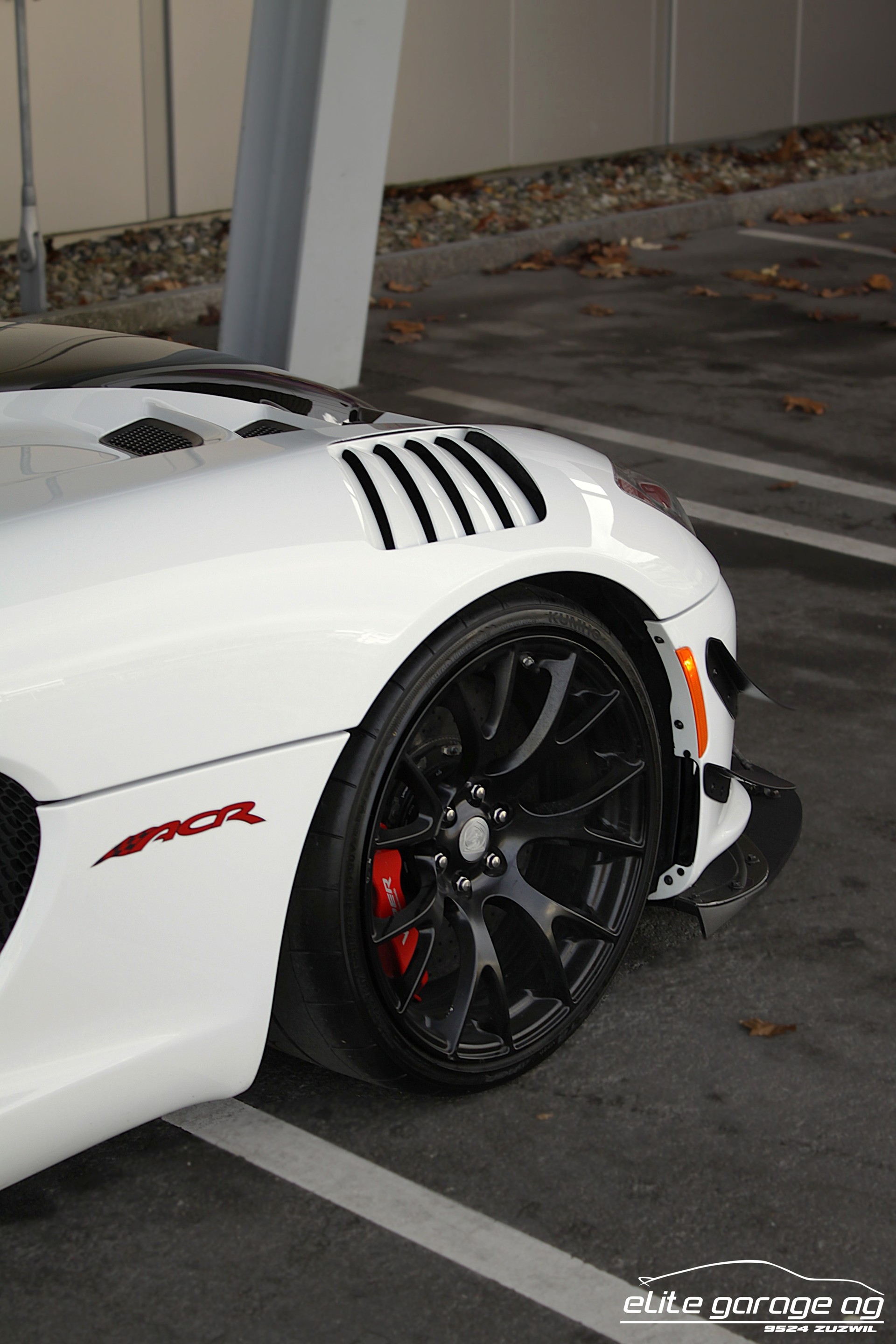 DODGE Viper ACR EXTREME V10 8.4L-image-9