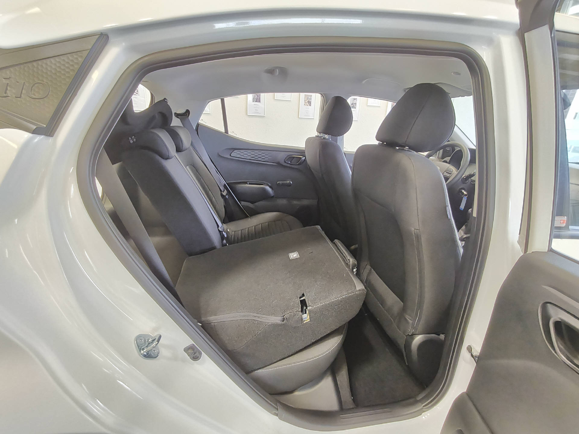 HYUNDAI i10 1.0 Pica-image-7