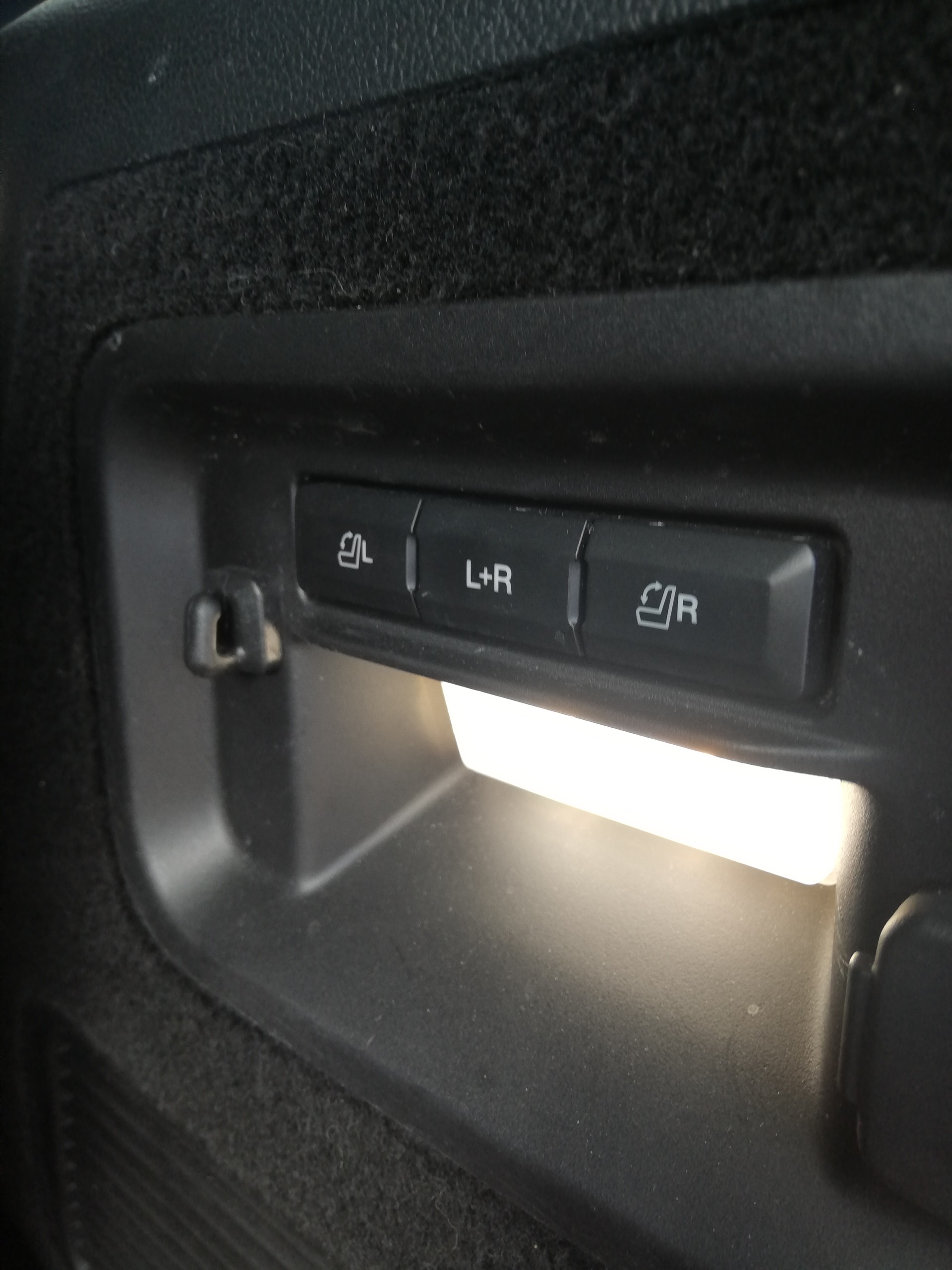 FORD Explorer (A) 3.0 V6 Plug-in Hybrid ST-Line-image-5