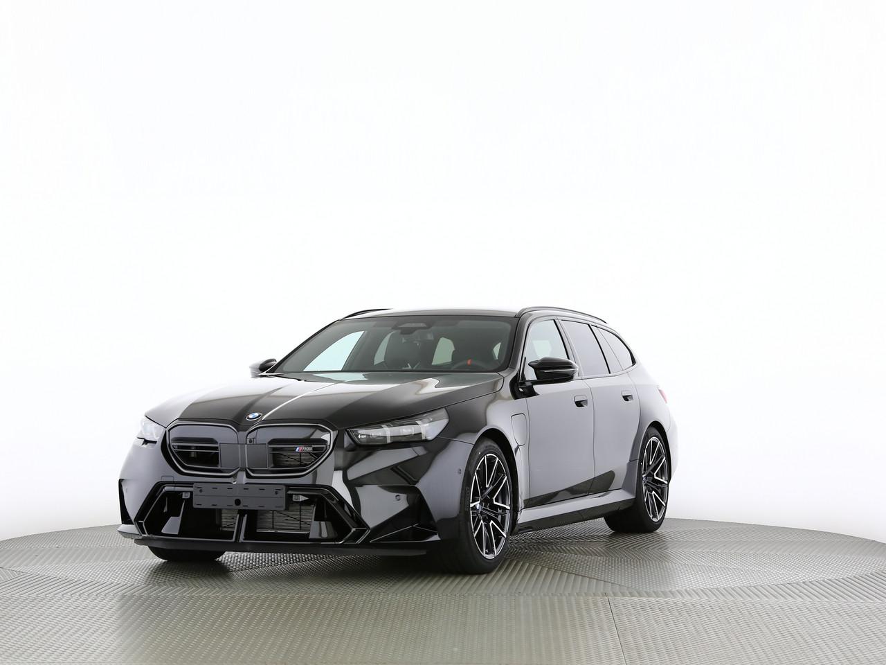 BMW M5 xDrive Touring