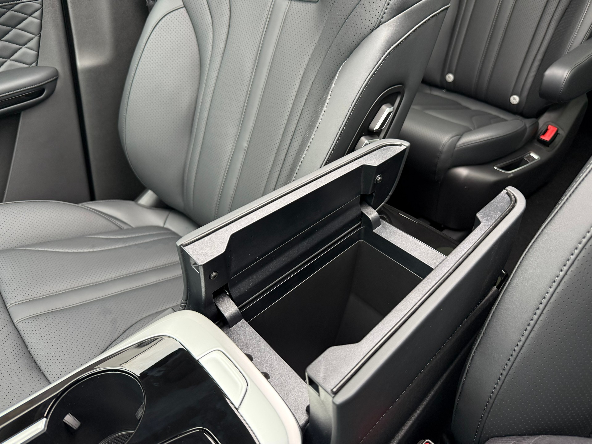 FORTHING 4 U-Tour 1.5 Turbo PHEV !! 7 Years Warranty !!-image-22