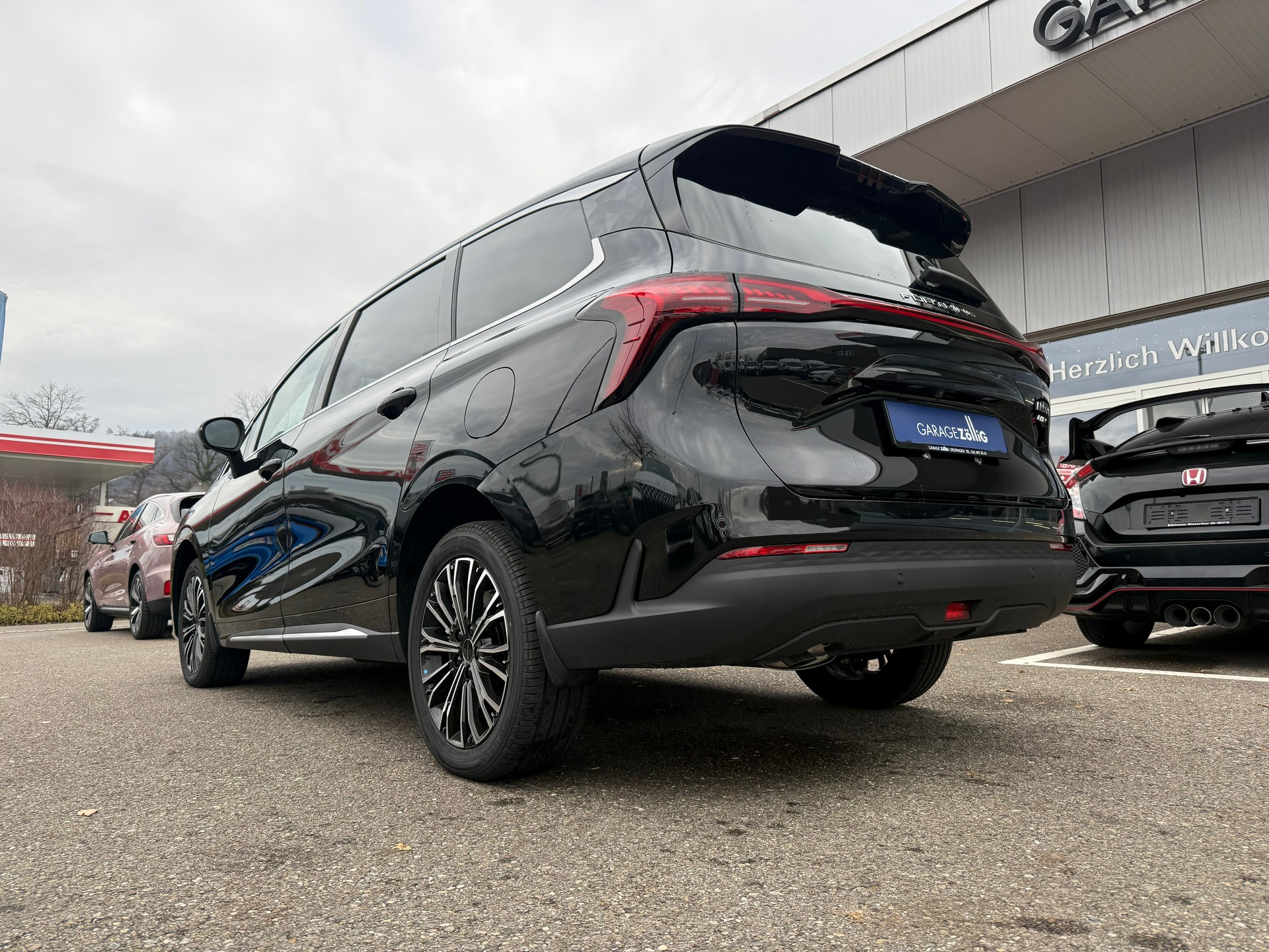 FORTHING 4 U-Tour 1.5 Turbo PHEV !! 7 Years Warranty !!-image-5