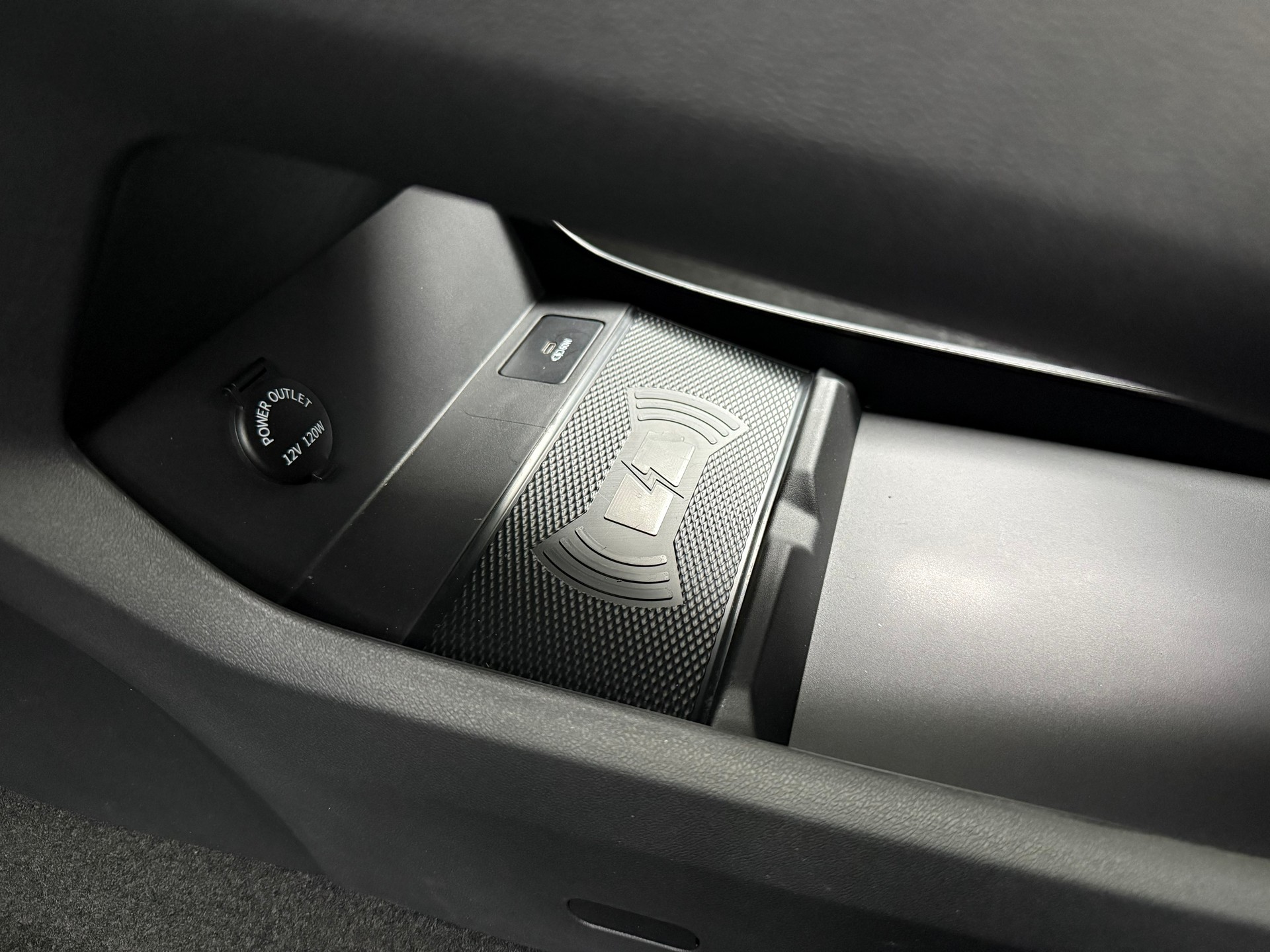 FORTHING 4 U-Tour 1.5 Turbo PHEV !! 7 Years Warranty !!-image-19