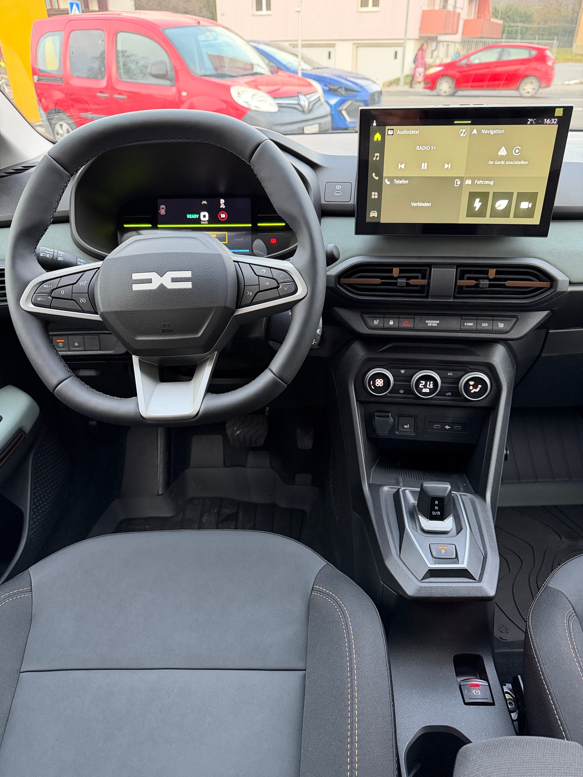 DACIA Jogger HEV 155 Extreme-image-14