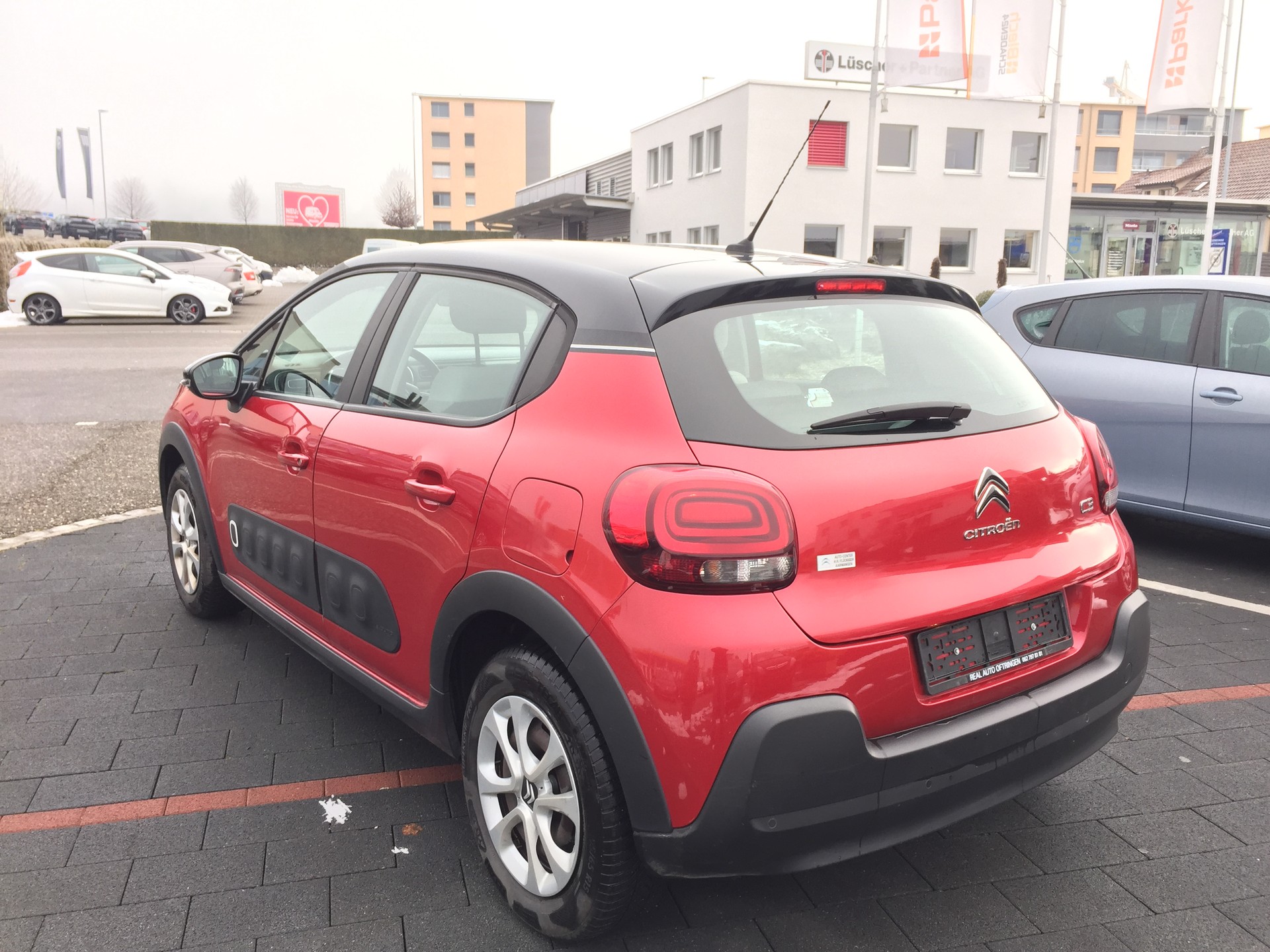 CITROEN C3 1.2i PureTech Feel-image-5