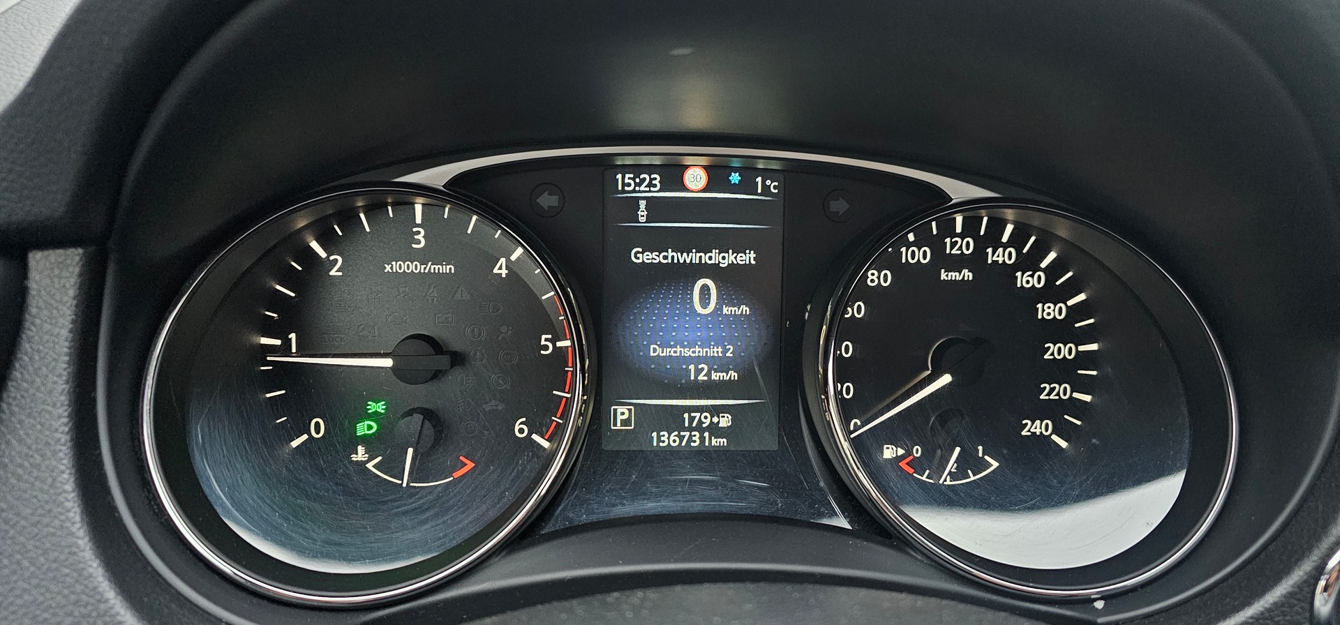 NISSAN X-Trail 2.0 dCi N-Vision Xtronic CVT ALL-MODE 4x4-image-12