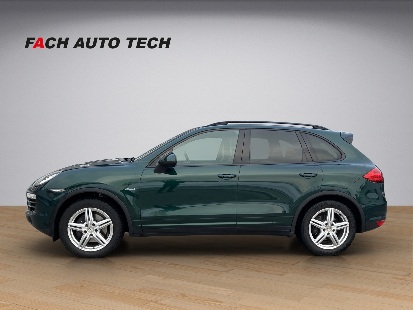 PORSCHE Cayenne 3.0 V6 TDI TipT-showroom-element-2