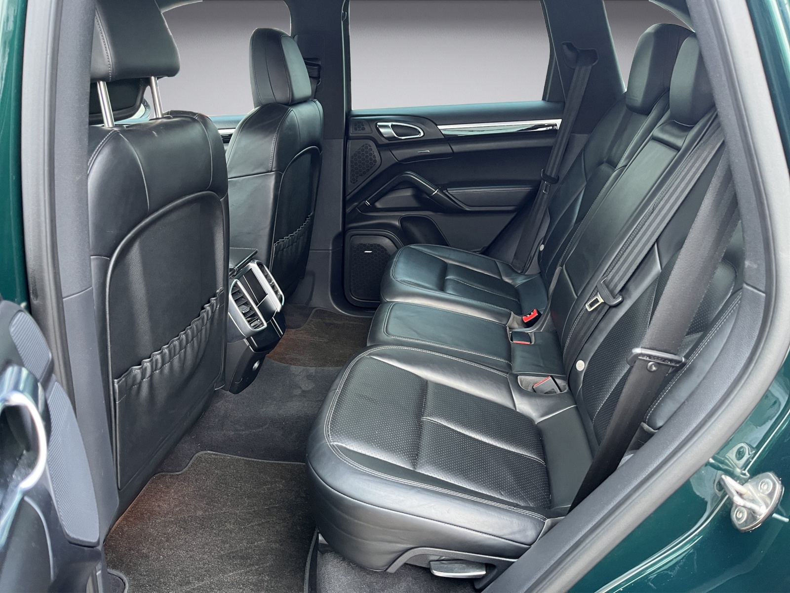 PORSCHE Cayenne 3.0 V6 TDI TipT-image-11