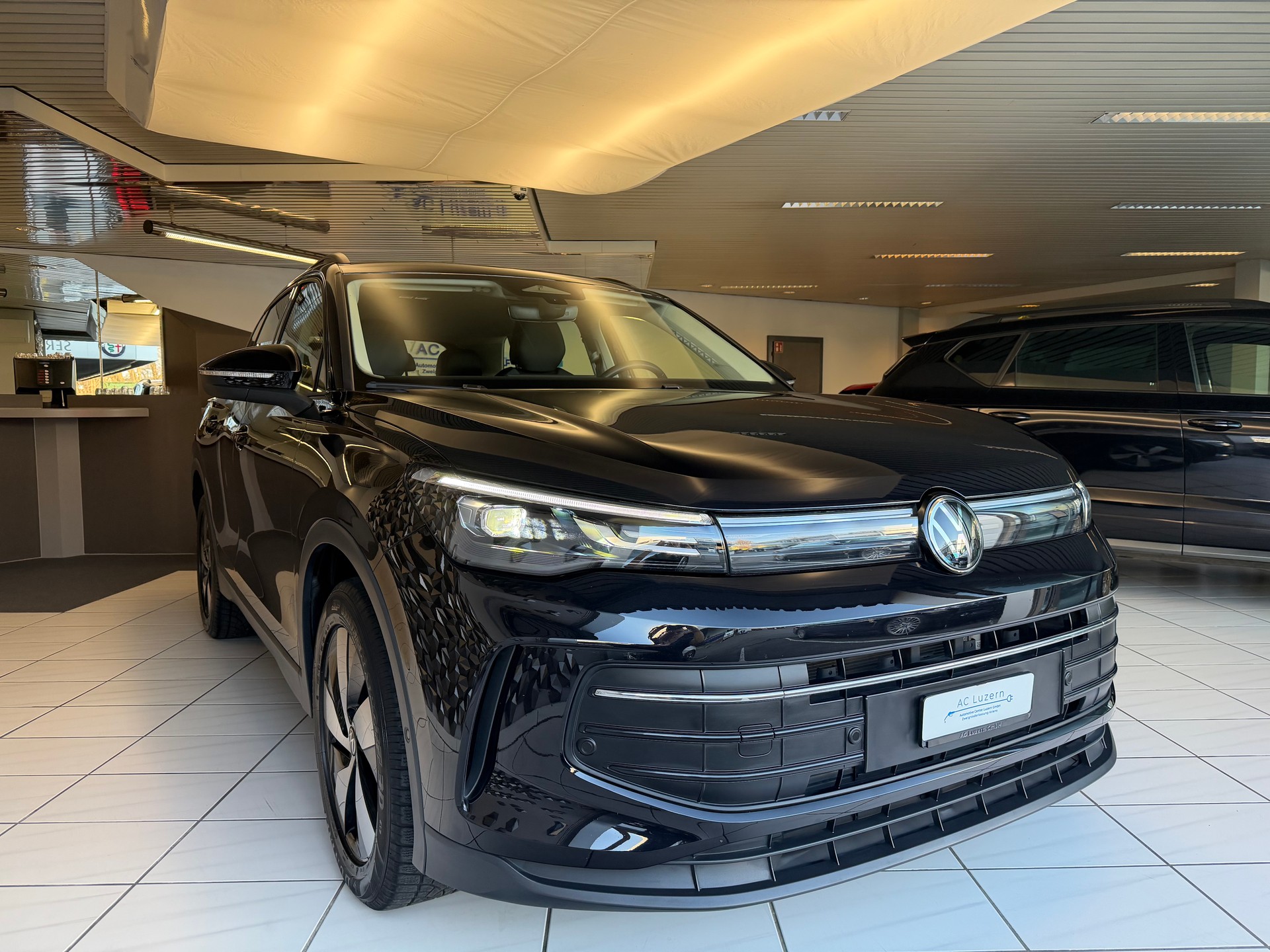 VW Tiguan 1.5 TSI evo2 mHEV Life DSG-showroom-element-3