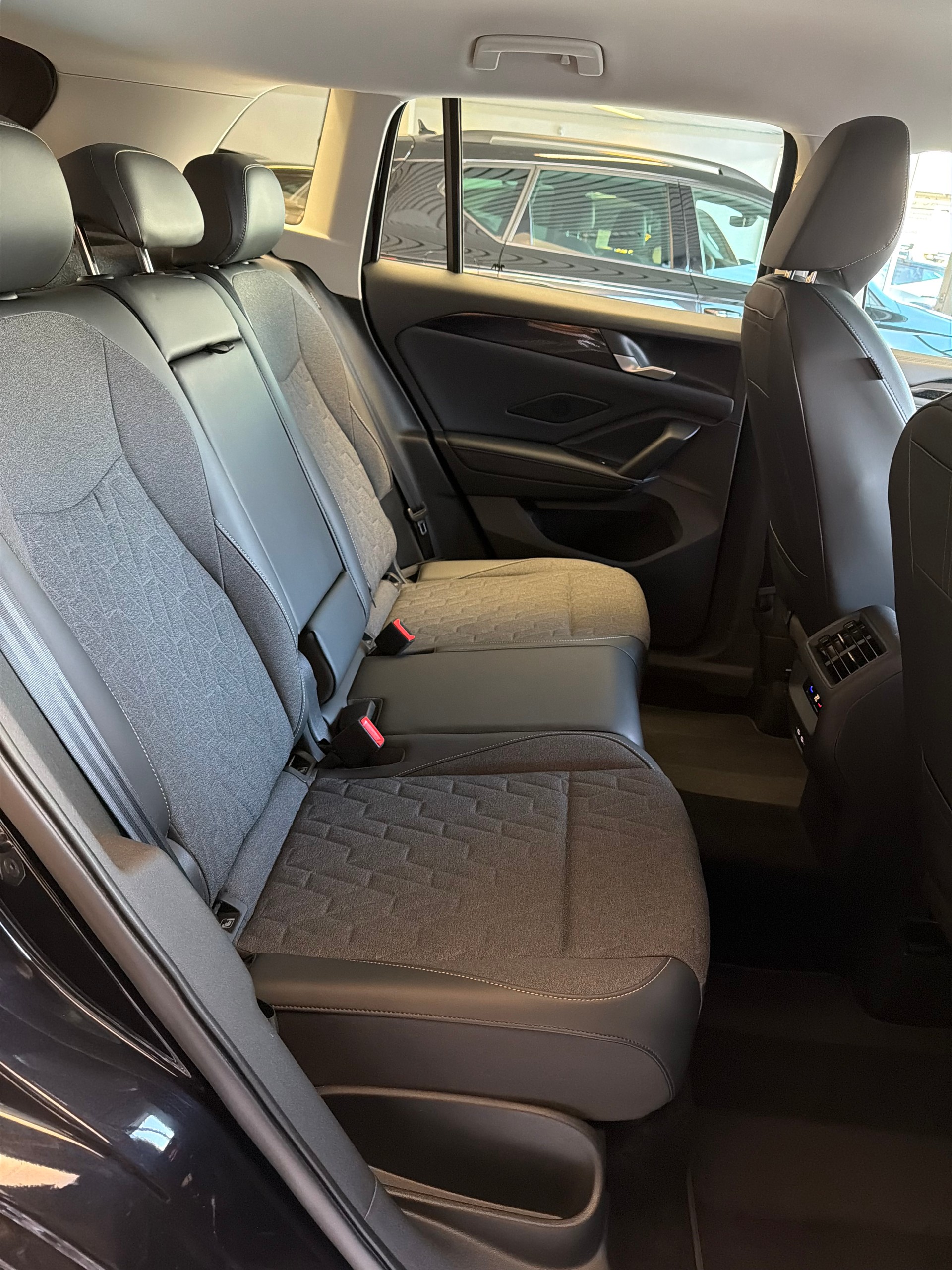VW Tiguan 1.5 TSI evo2 mHEV Life DSG-image-10