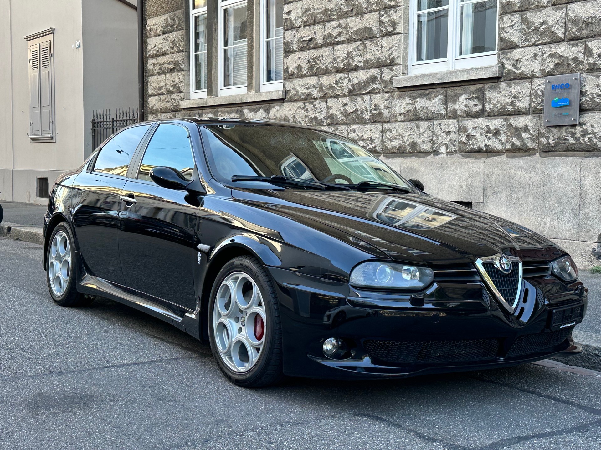 ALFA ROMEO 156 3.2 V6 GTA-showroom-element-2
