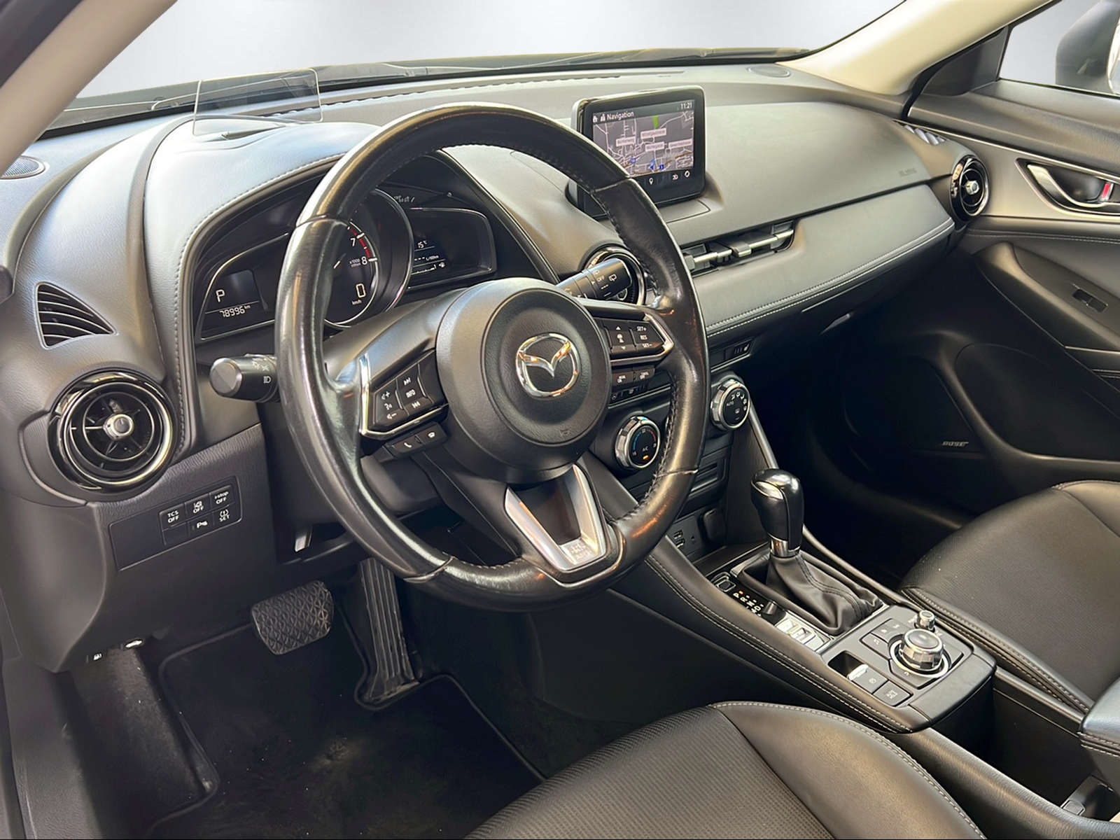MAZDA CX-3 2.0 Revolution AWD-image-13