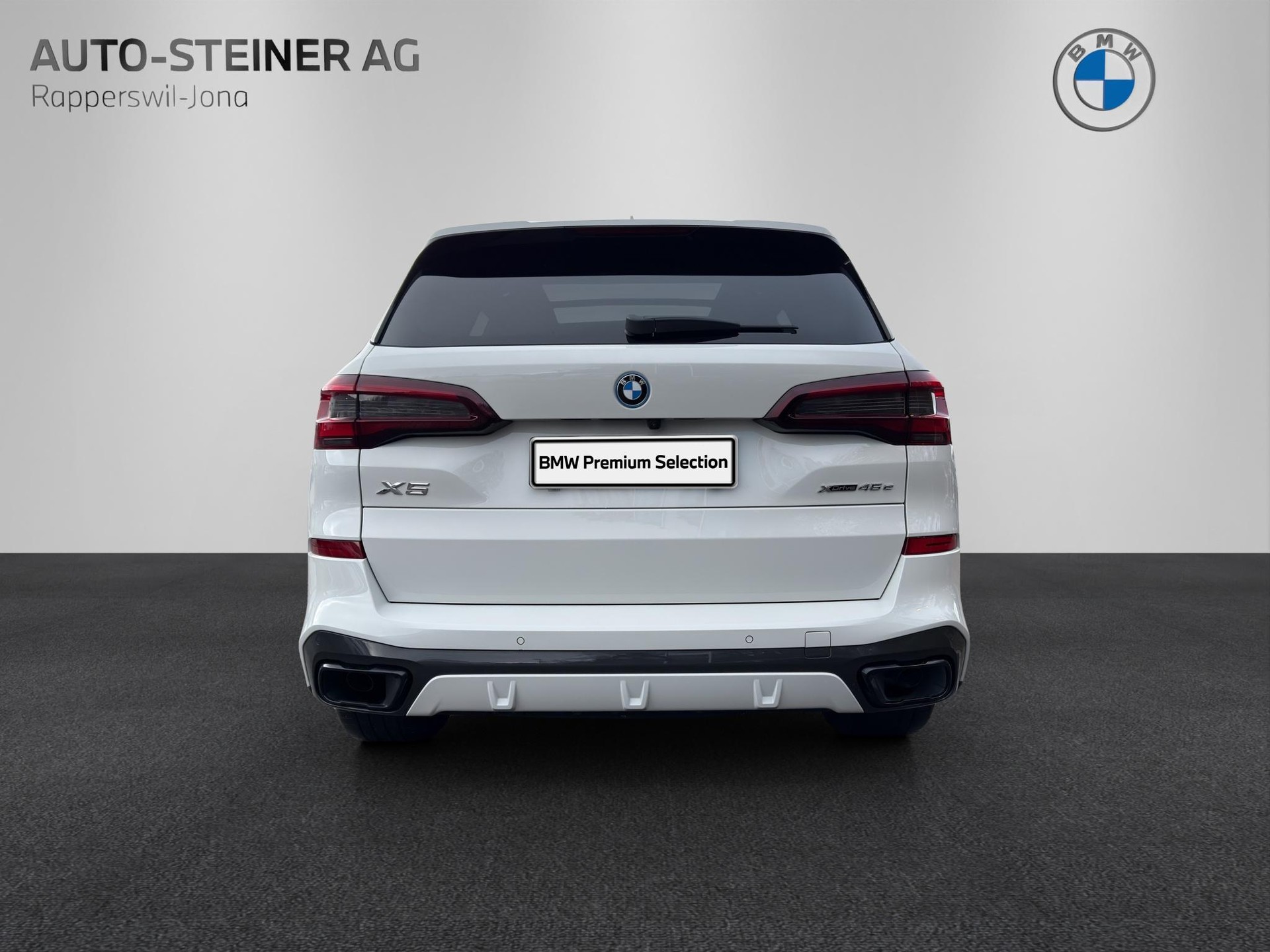 BMW X5 xDrive45e M Sport-showroom-element-3