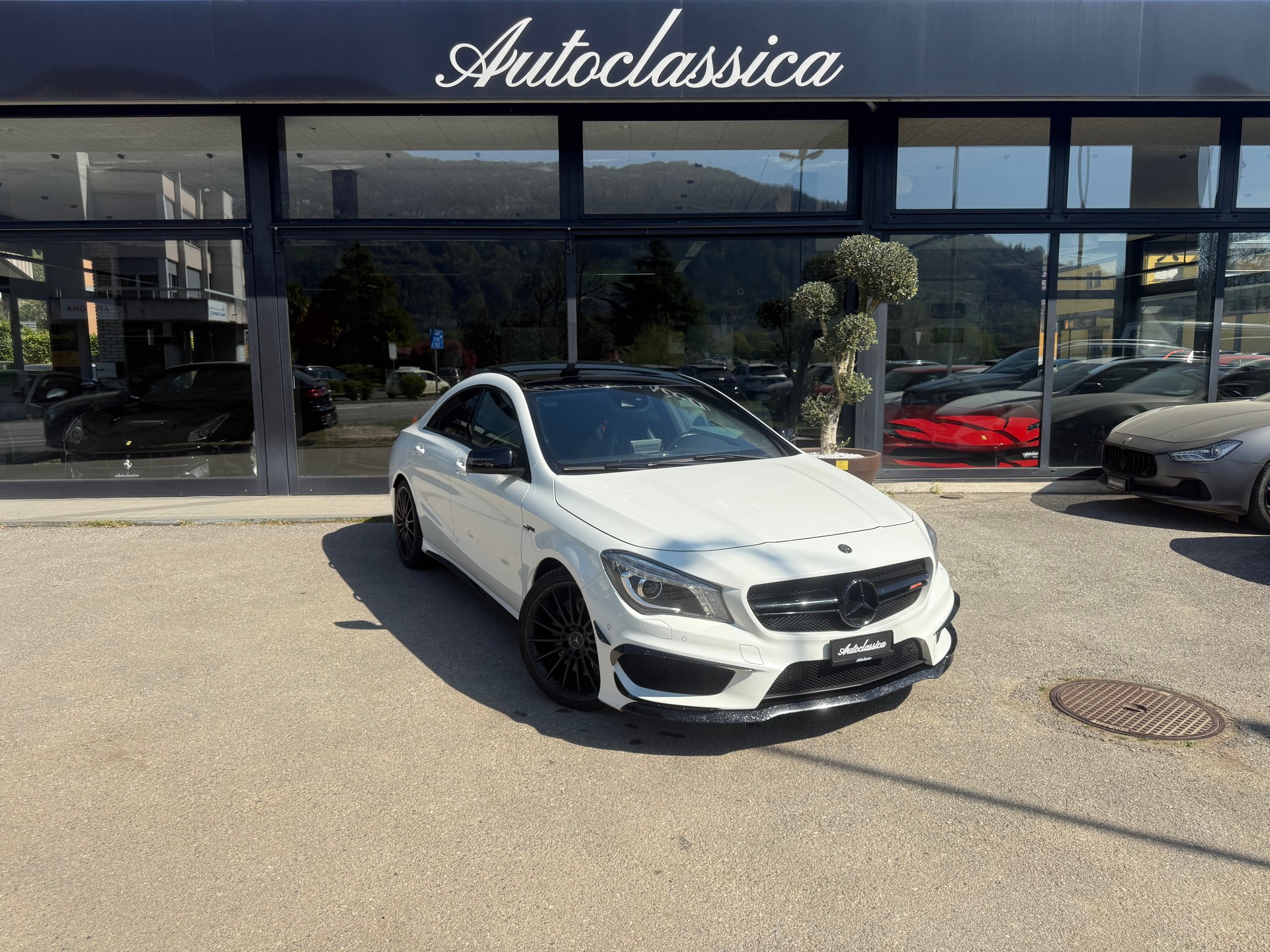 MERCEDES-BENZ CLA 45 AMG 4Matic Speedshift