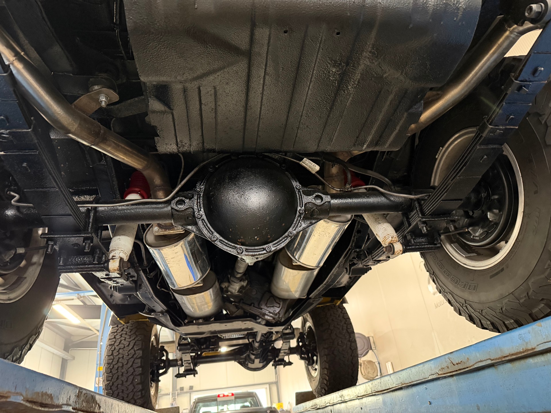JEEP V8-image-13