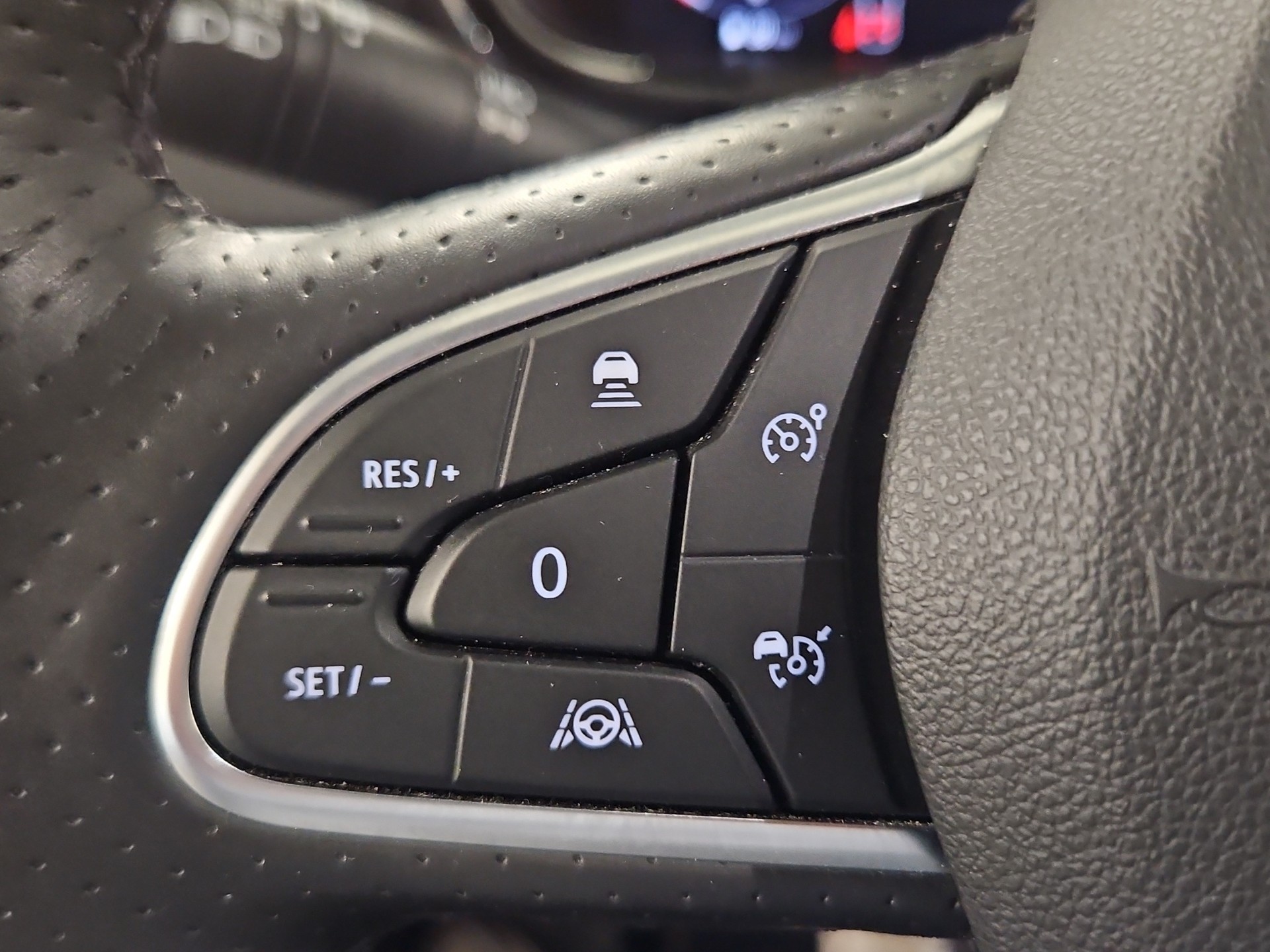 RENAULT Espace 1.8 TCe Initiale EDC 7-image-25