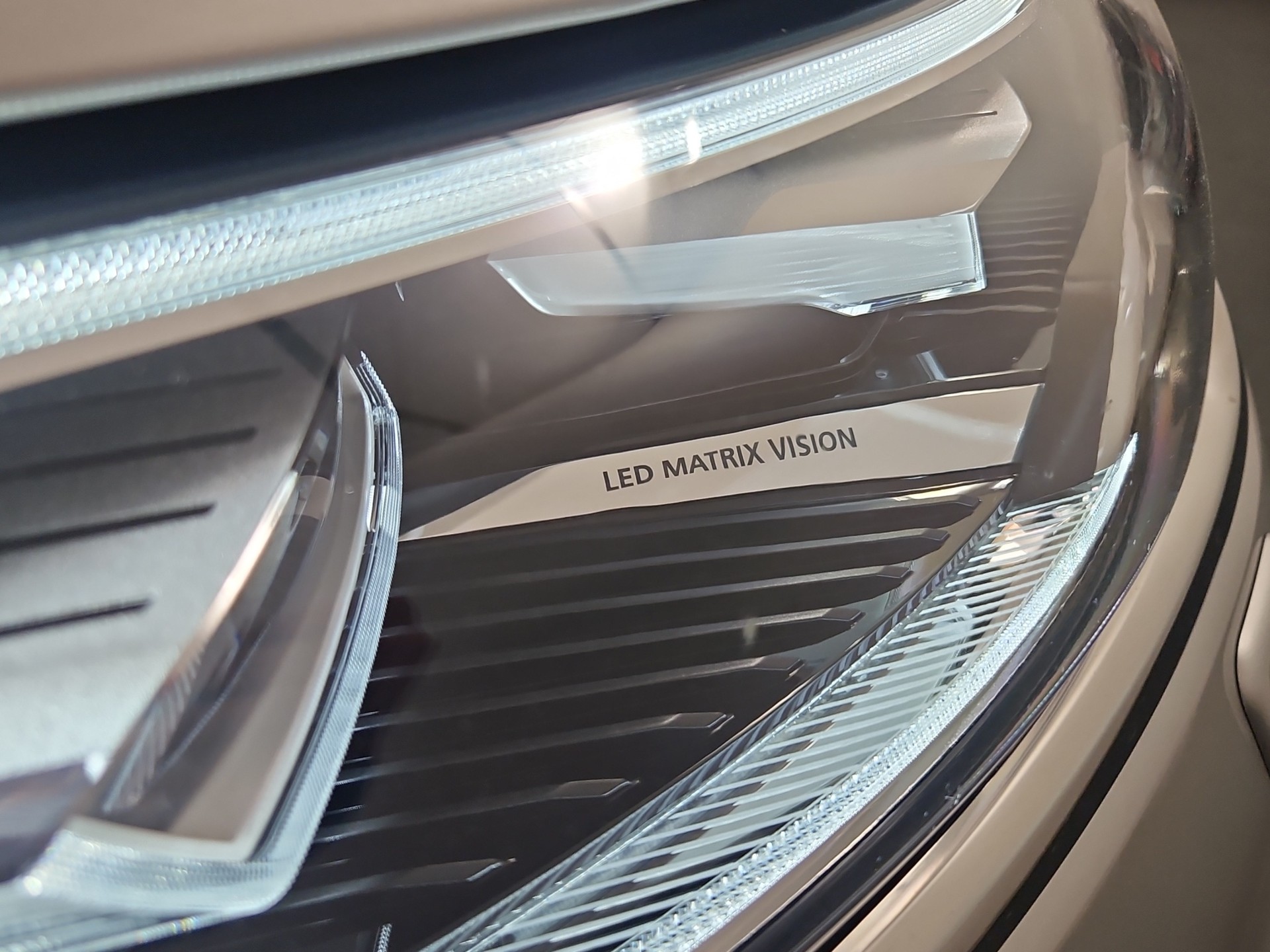 RENAULT Espace 1.8 TCe Initiale EDC 7-image-21