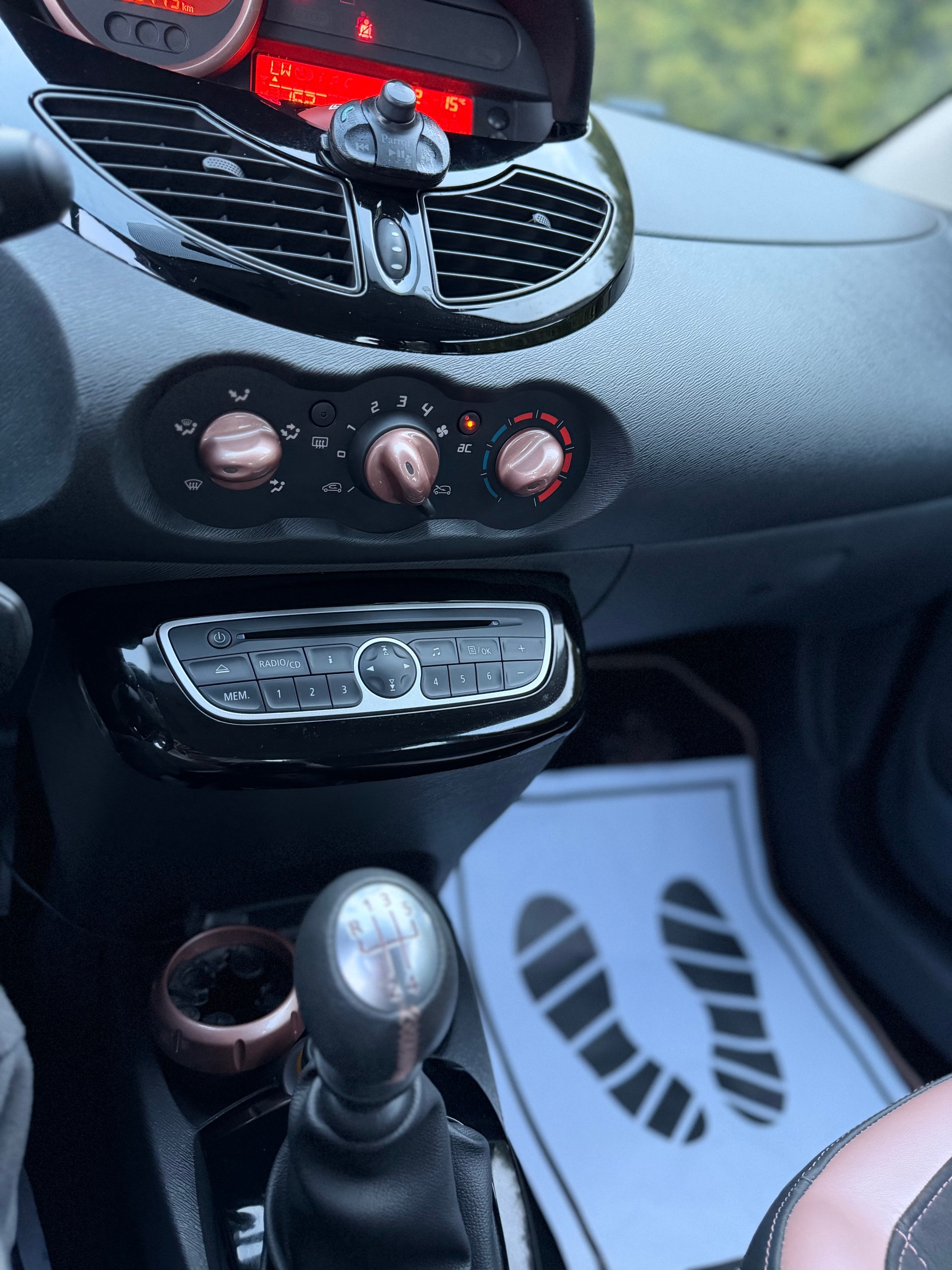 RENAULT Twingo 1.2 16V Expression-image-14