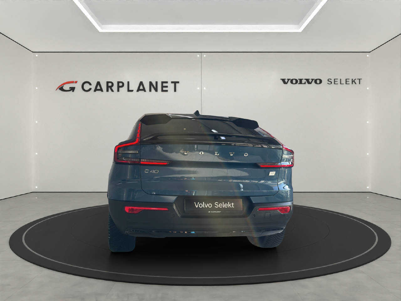 VOLVO C40 P8 Twin Recharge AWD-image-5
